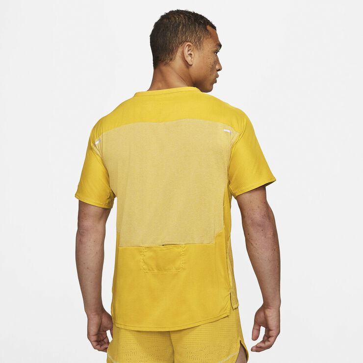 Nike Techknit Ultra Run Division T-shirt Gul