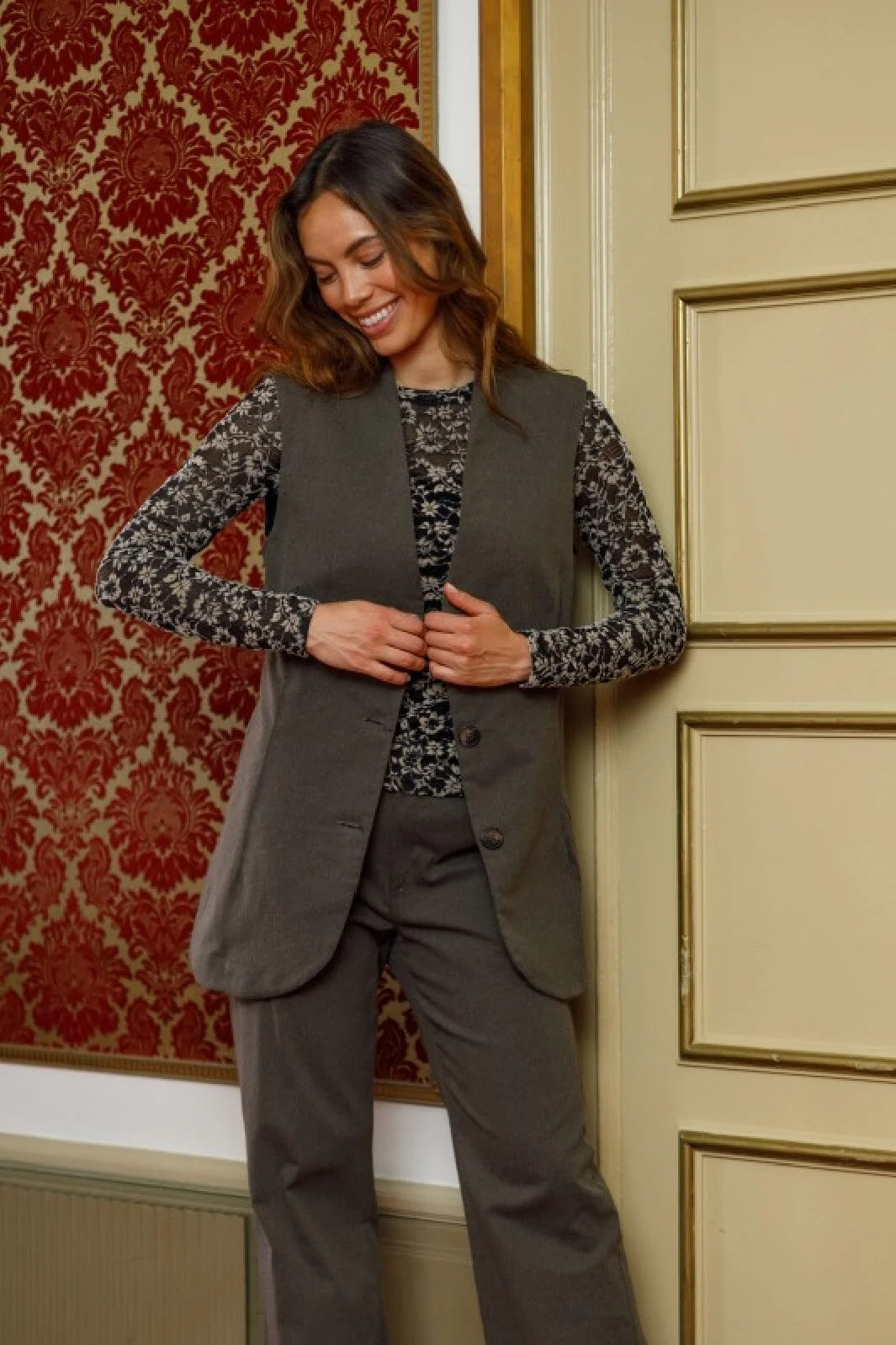 Black Colour Bcavenue Long Vest taupe
