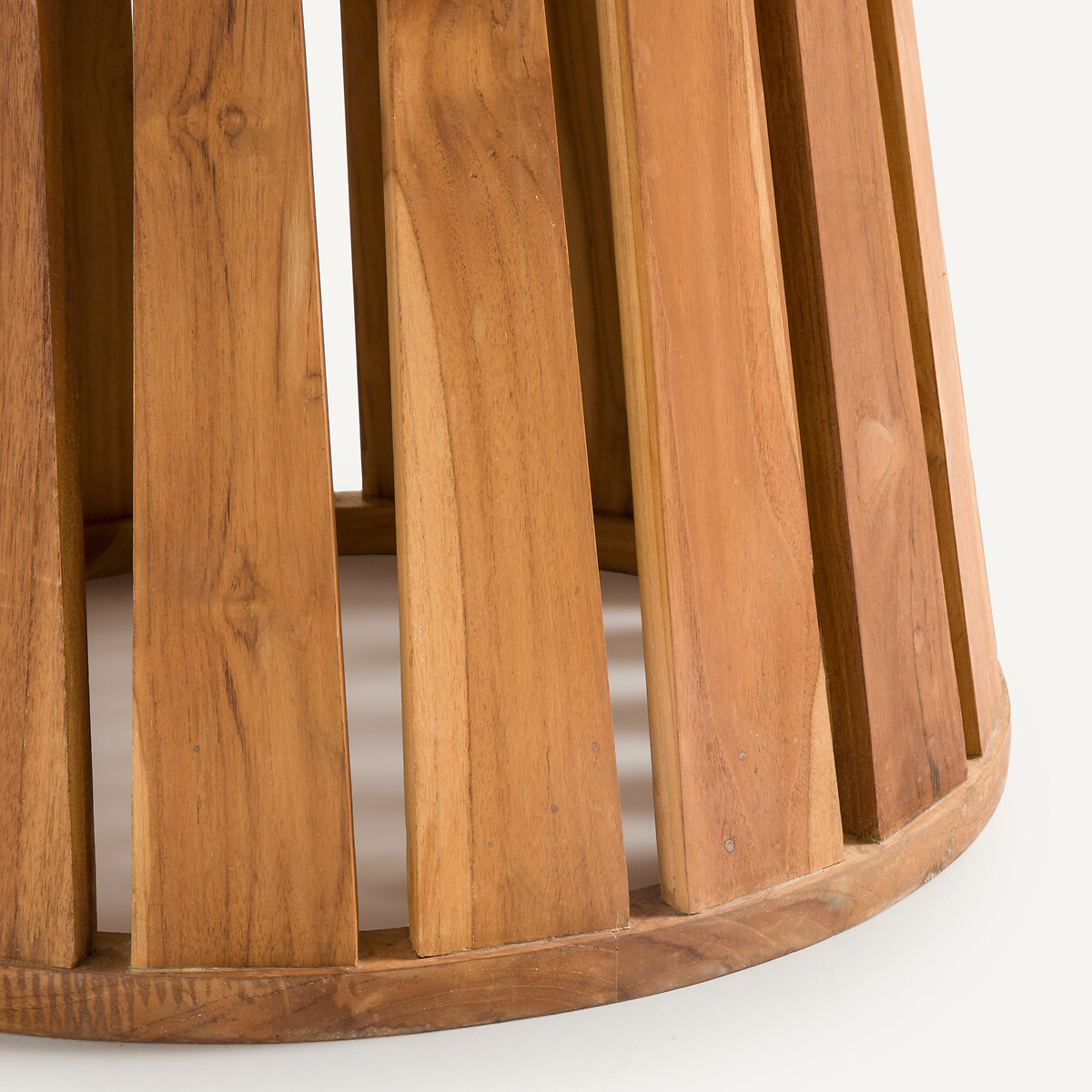 AM.PM<br>Mesa de jardim em teca Velizy