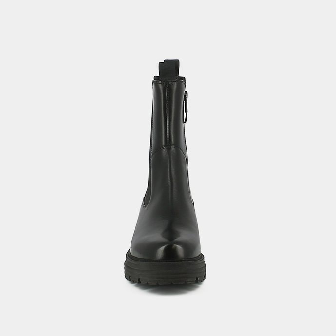 Boots à semelles crantées  en cuir noir