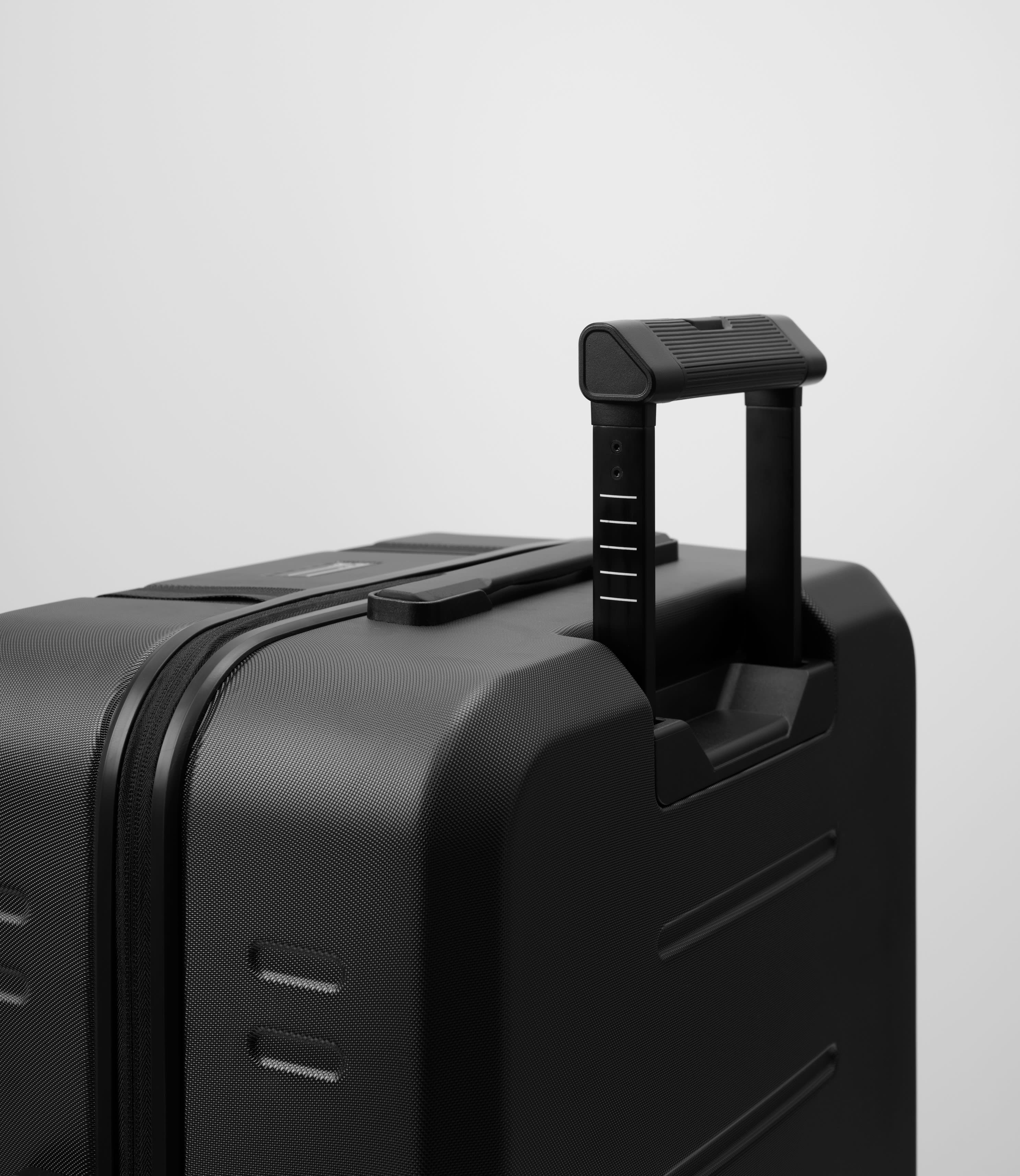 Ramverk Check-in Luggage 70L 0049/Black Out