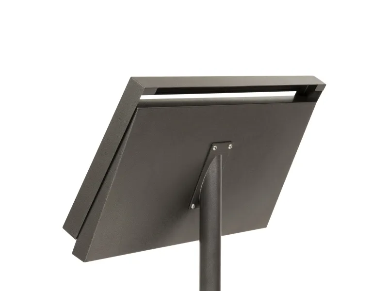 Securit® 3xA4 COATED STEEL belyst informationsdisplay