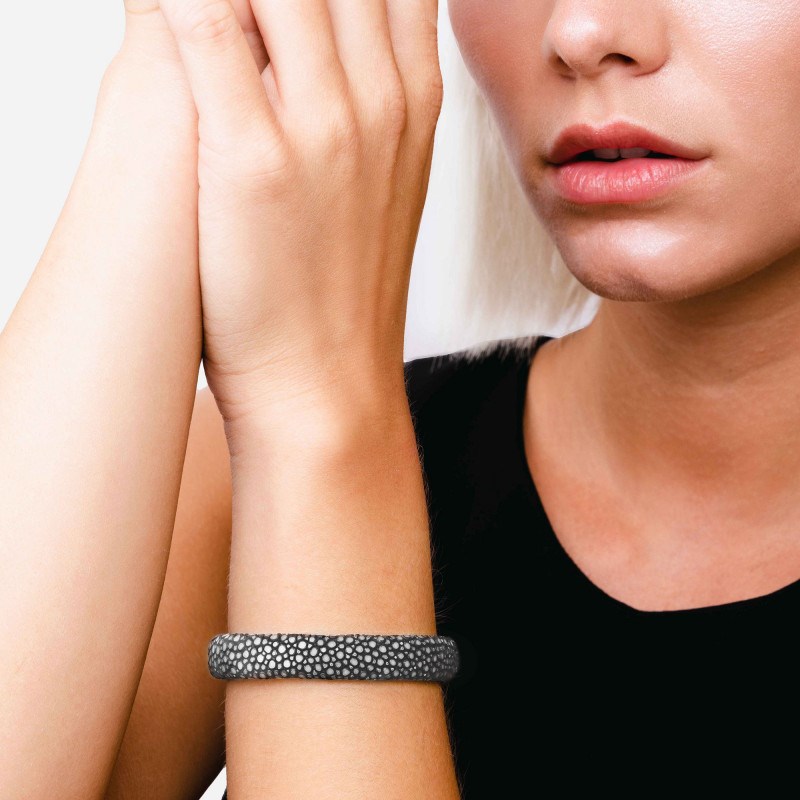 Bracelet Galuchat gris 10