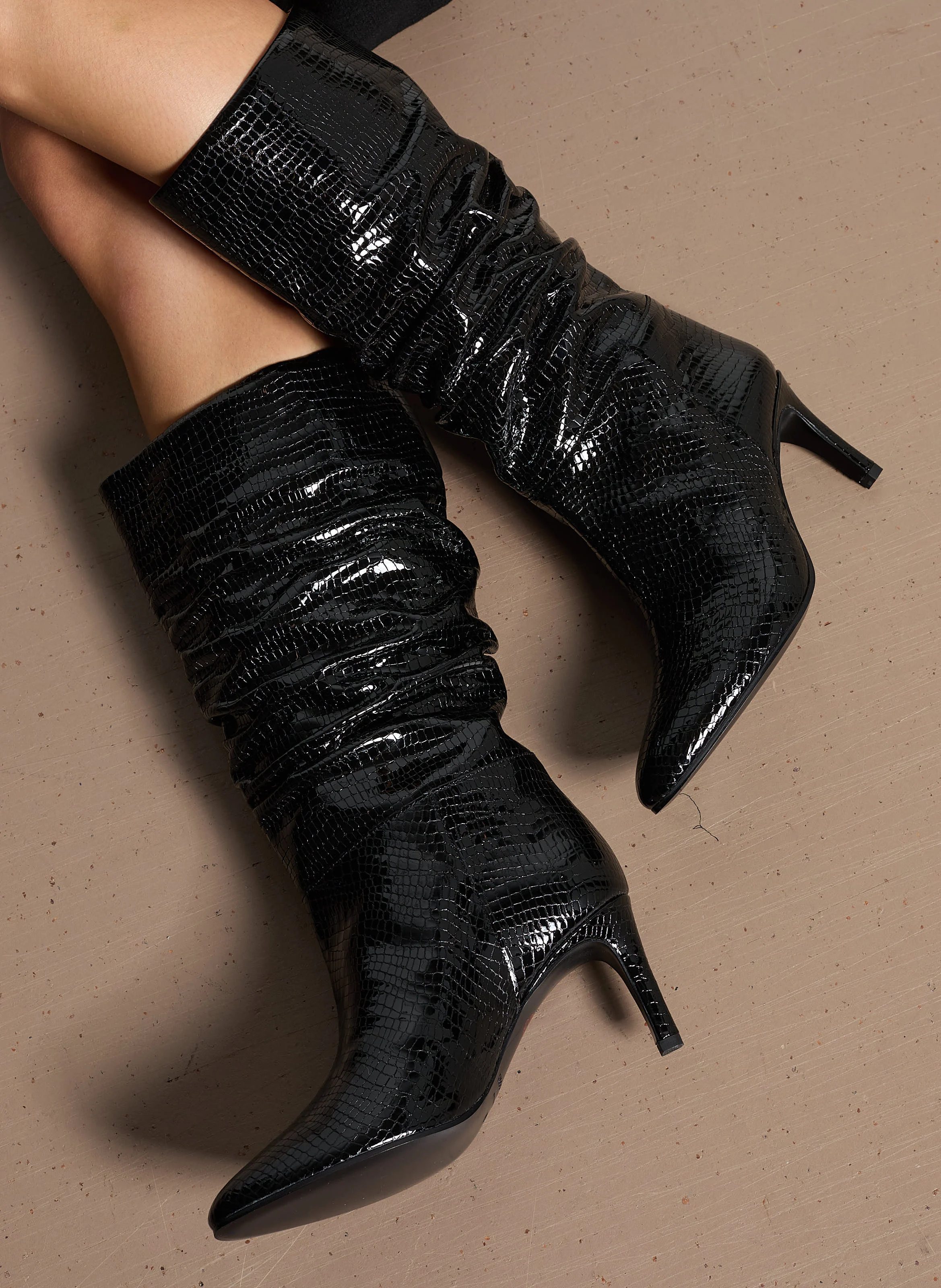 CELESTE 65 - Botte à talon en cuir serpent verni | Noir