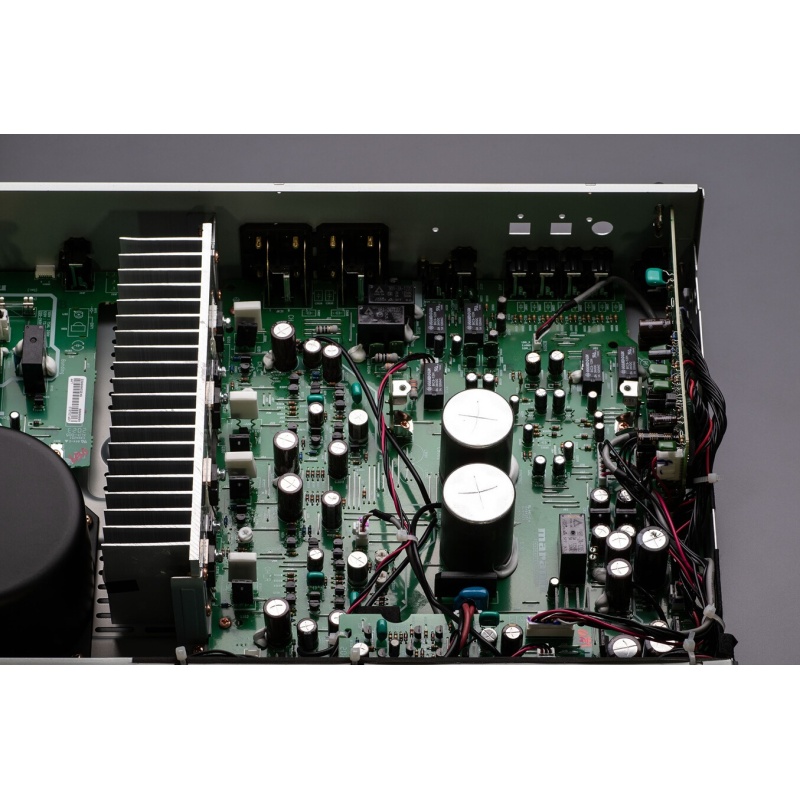 Amplificateur hi-fi Marantz PM6007 BLACK