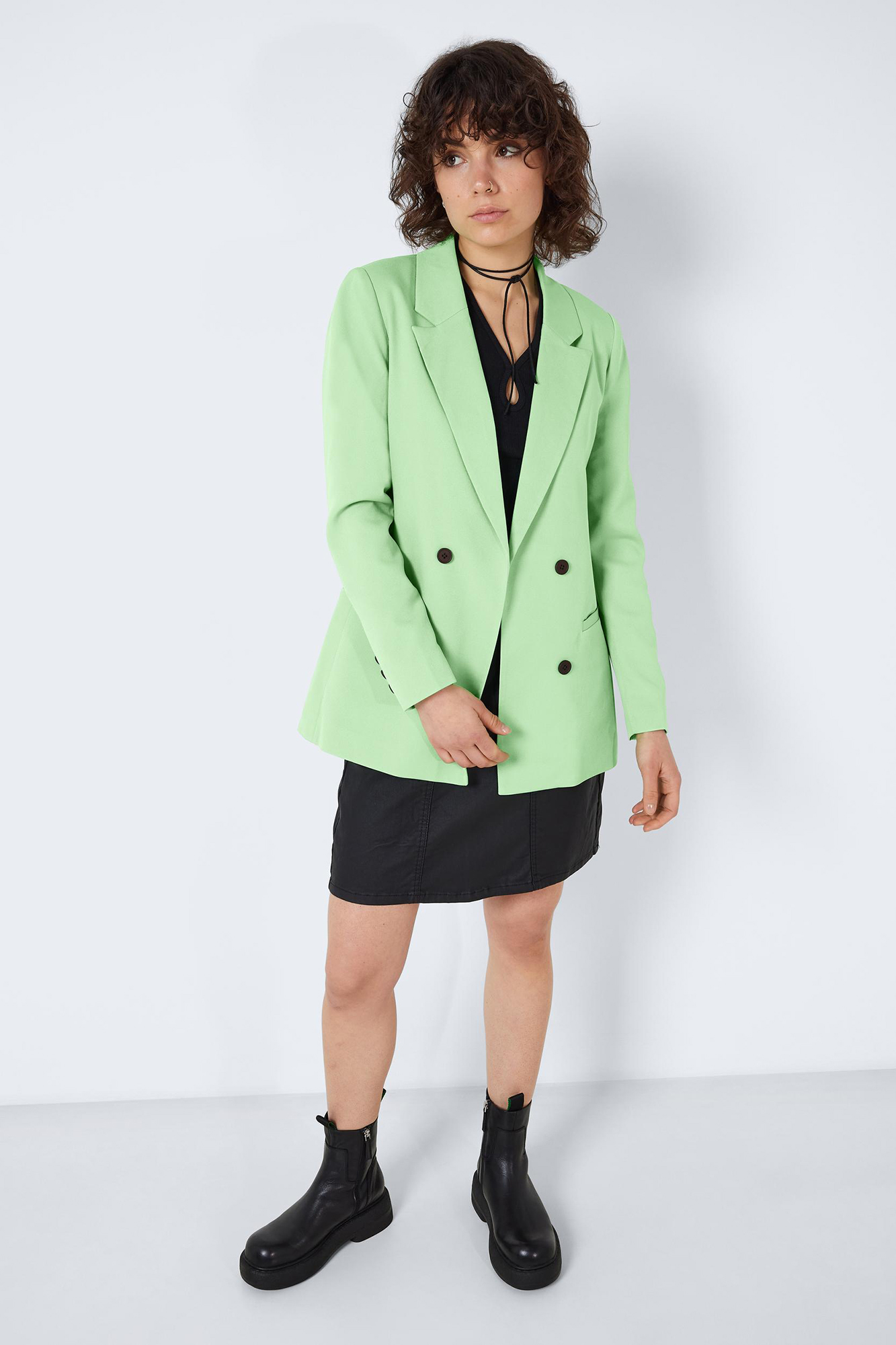 Blazer com gola de lapela entalhada