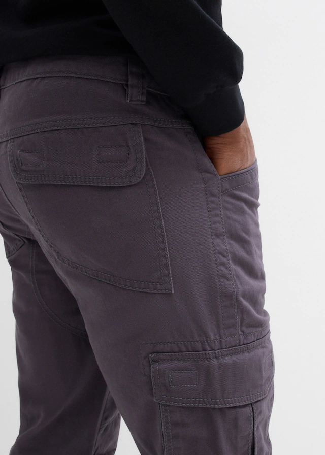 bonprix Cargohose  aus Baumwolle, mit Reissverschlussdetail, relaxed fit Passform