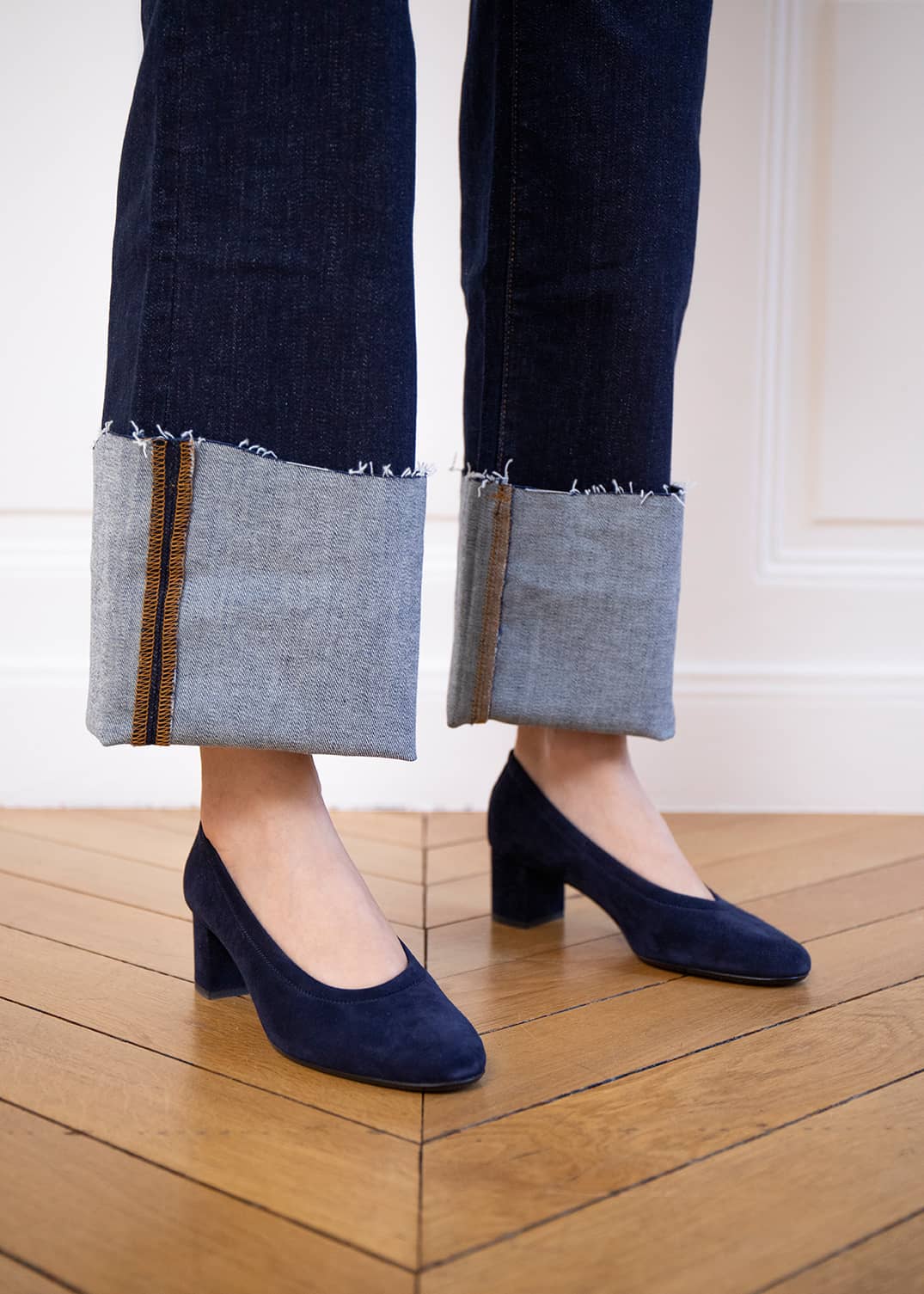 BALLERINE HOVE VELOURS MARINE