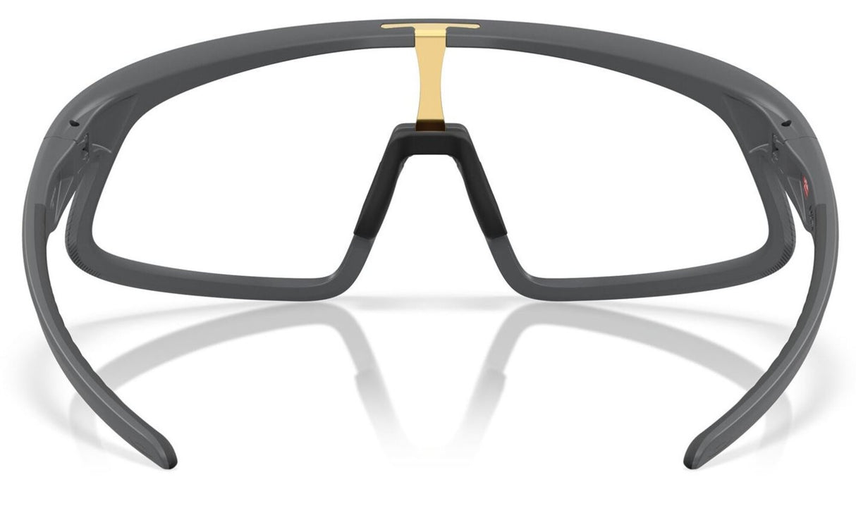 Oakley<br>Rslv