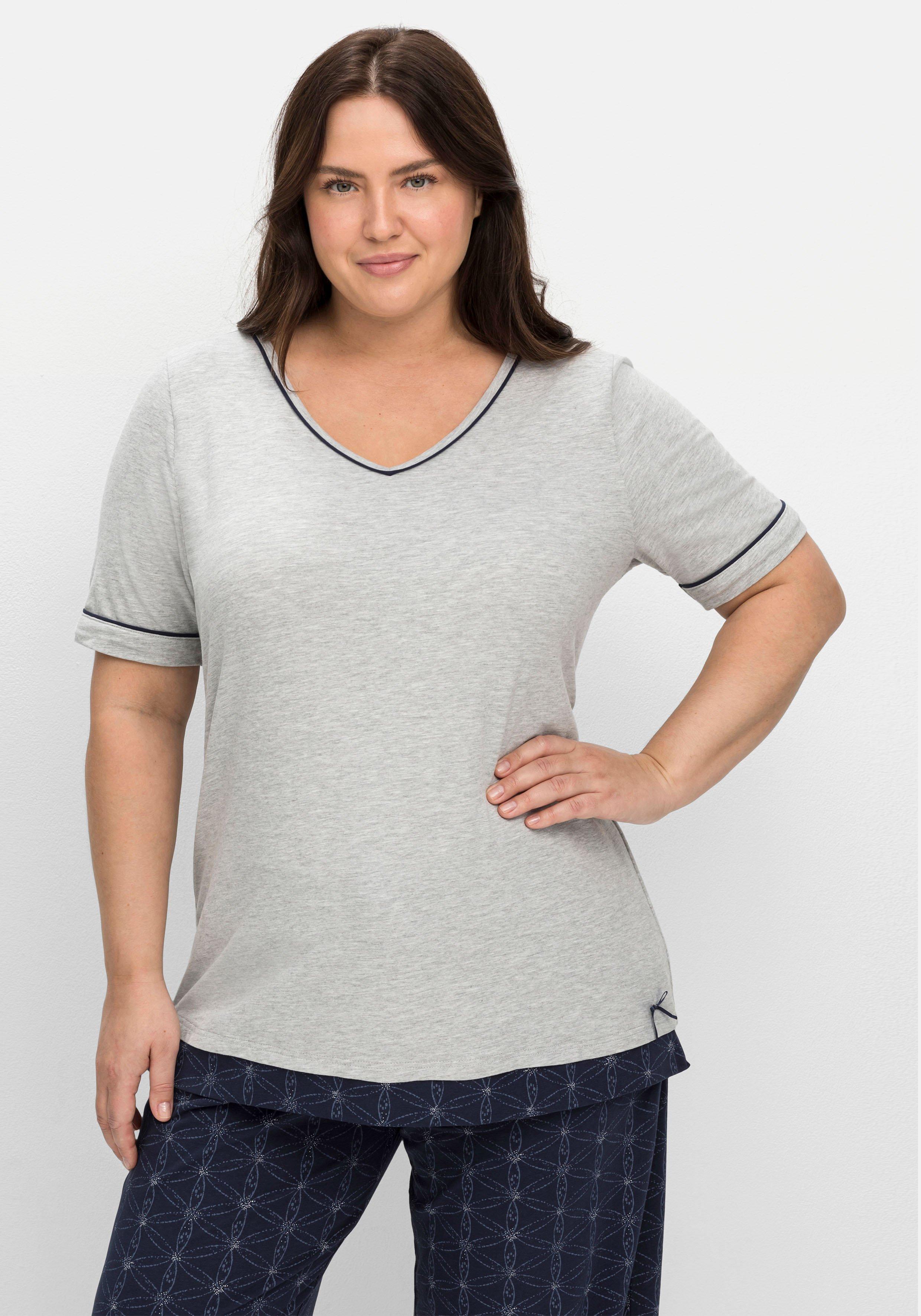 Schlafshirt mit Kontrastdetails und V-Ausschnitt