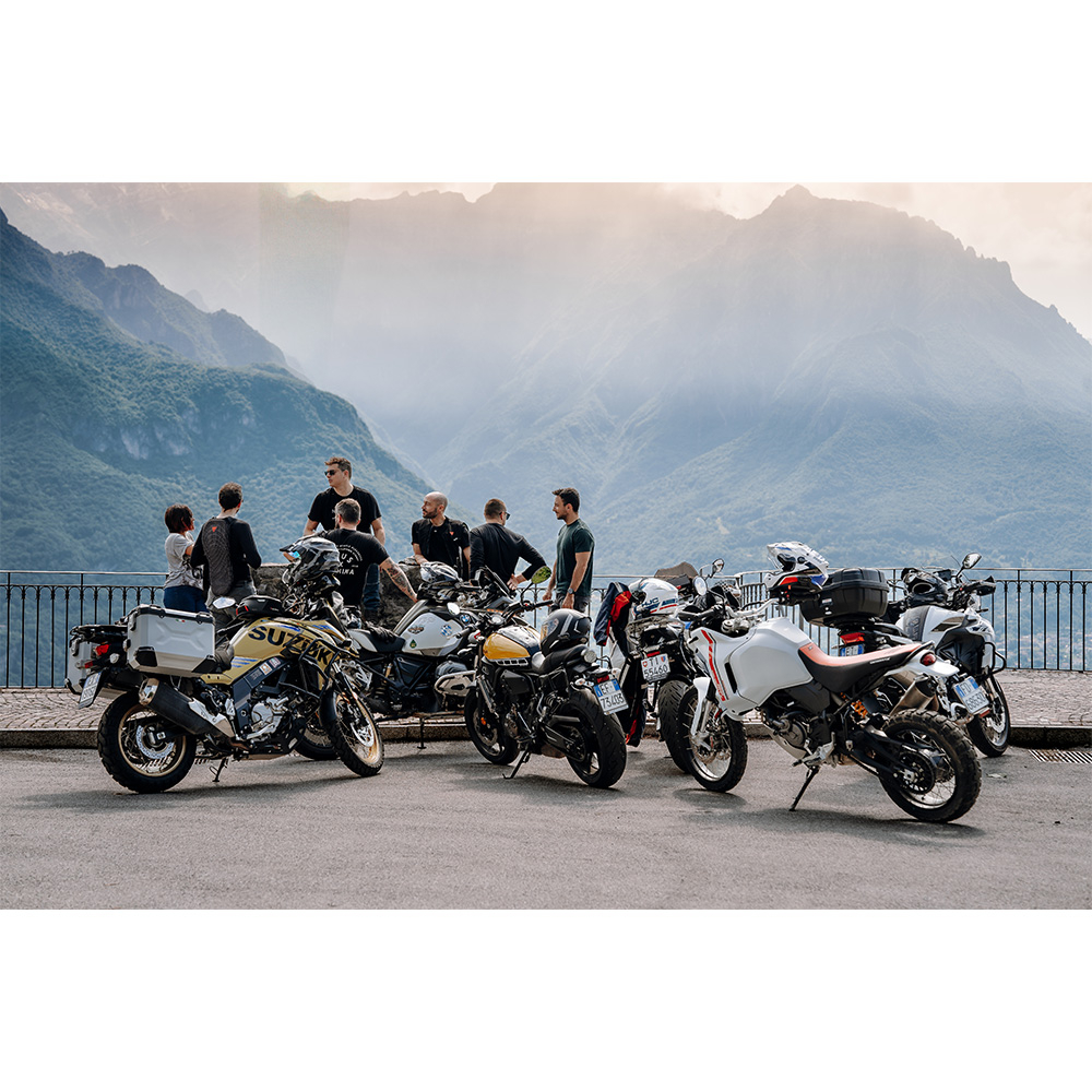 (IP67) UCOM 6R Motorrad Helm Intercom Bluetooth Headset 1km Reichweite / bis zu 2 Benutzer (INTERPHOUCOM6R)