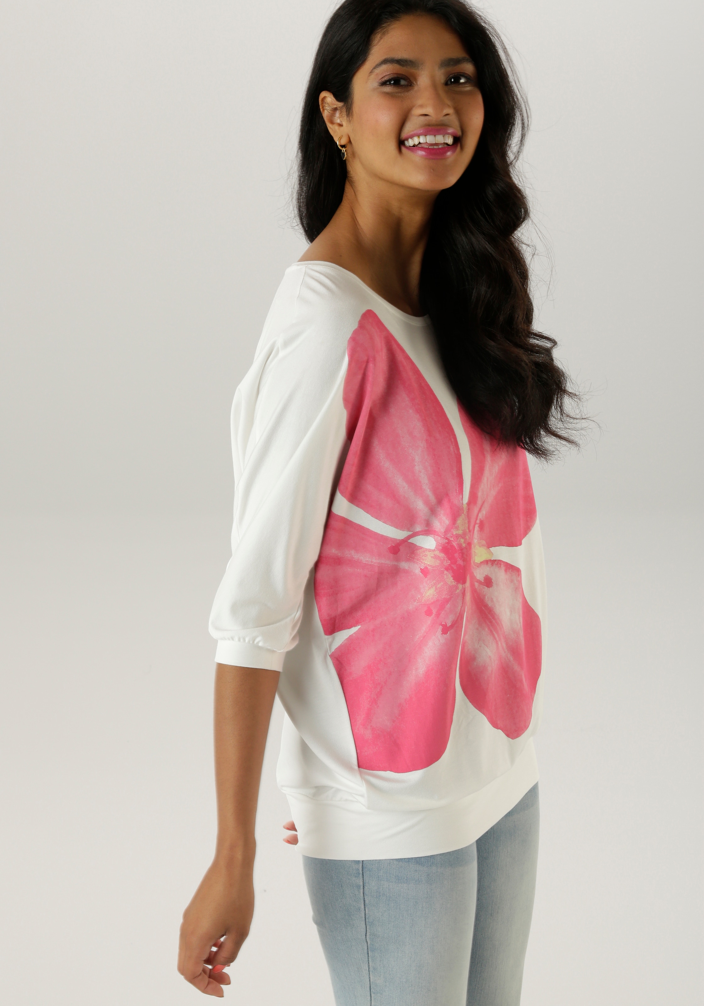 Aniston SELECTED Fledermausshirt , mit grossem Front-Blumendruck