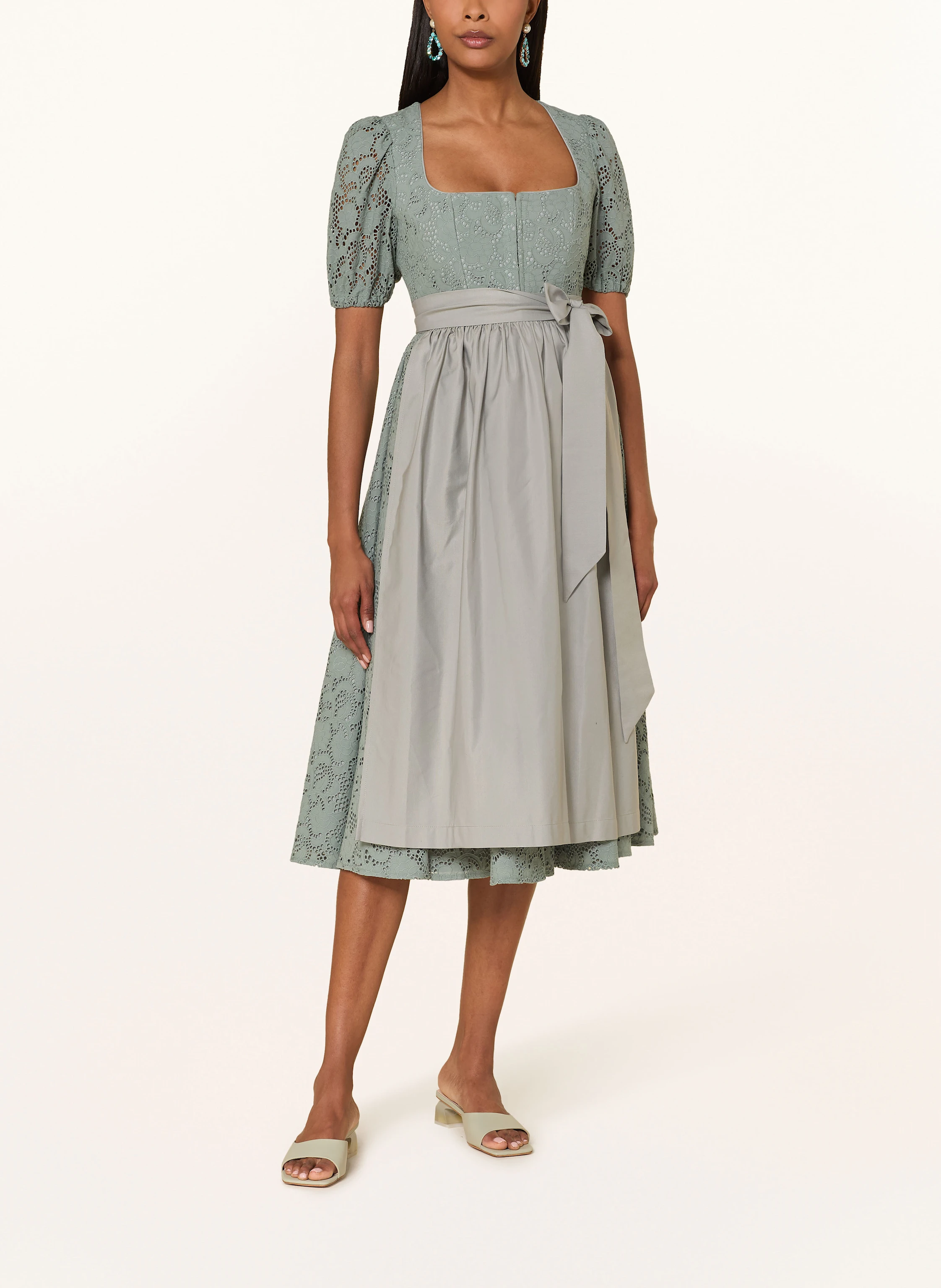 LIMBERRY Dirndl MAEVA mit Lochstickereien