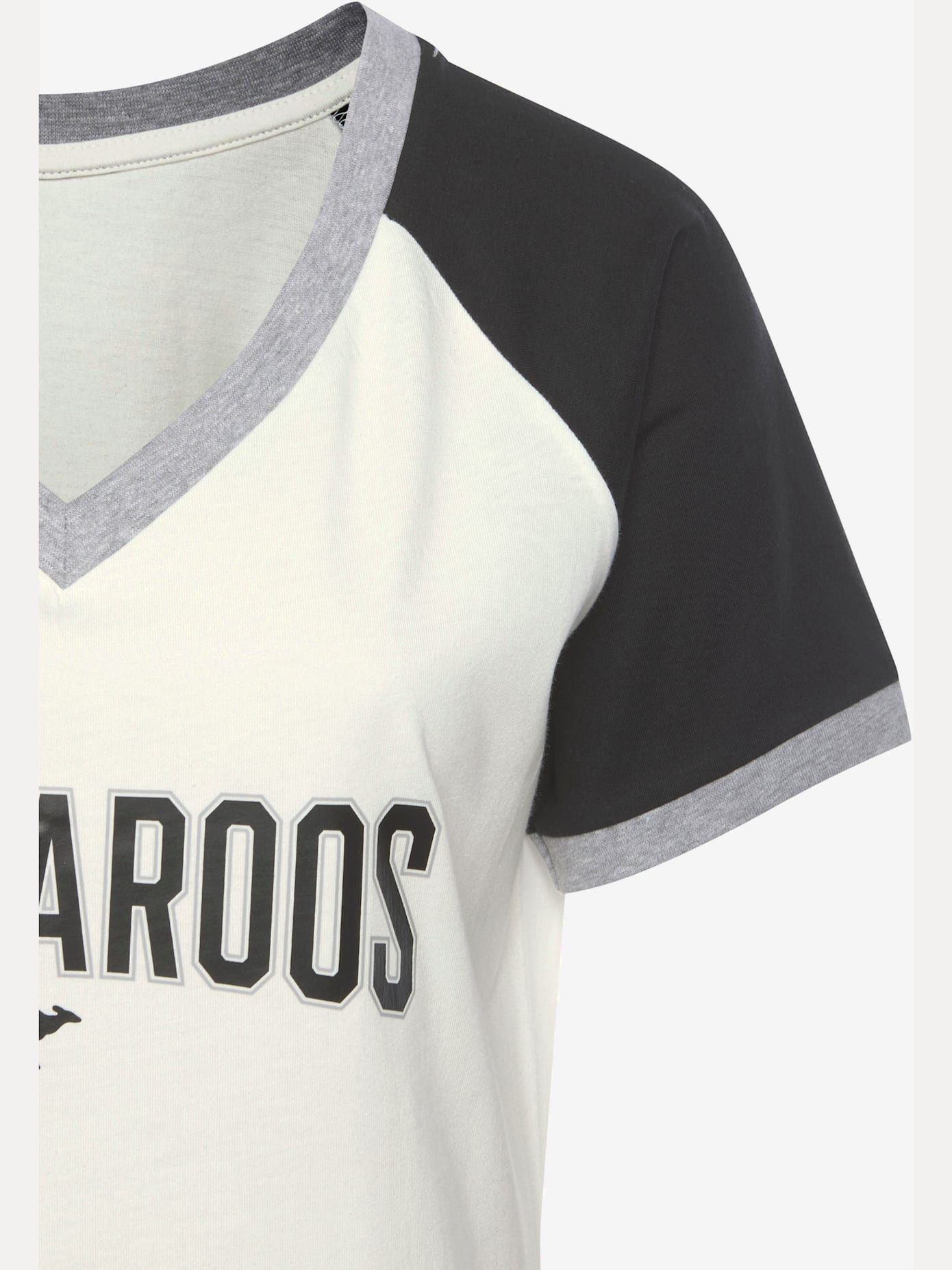 T-shirt de nuit court au style universitaire