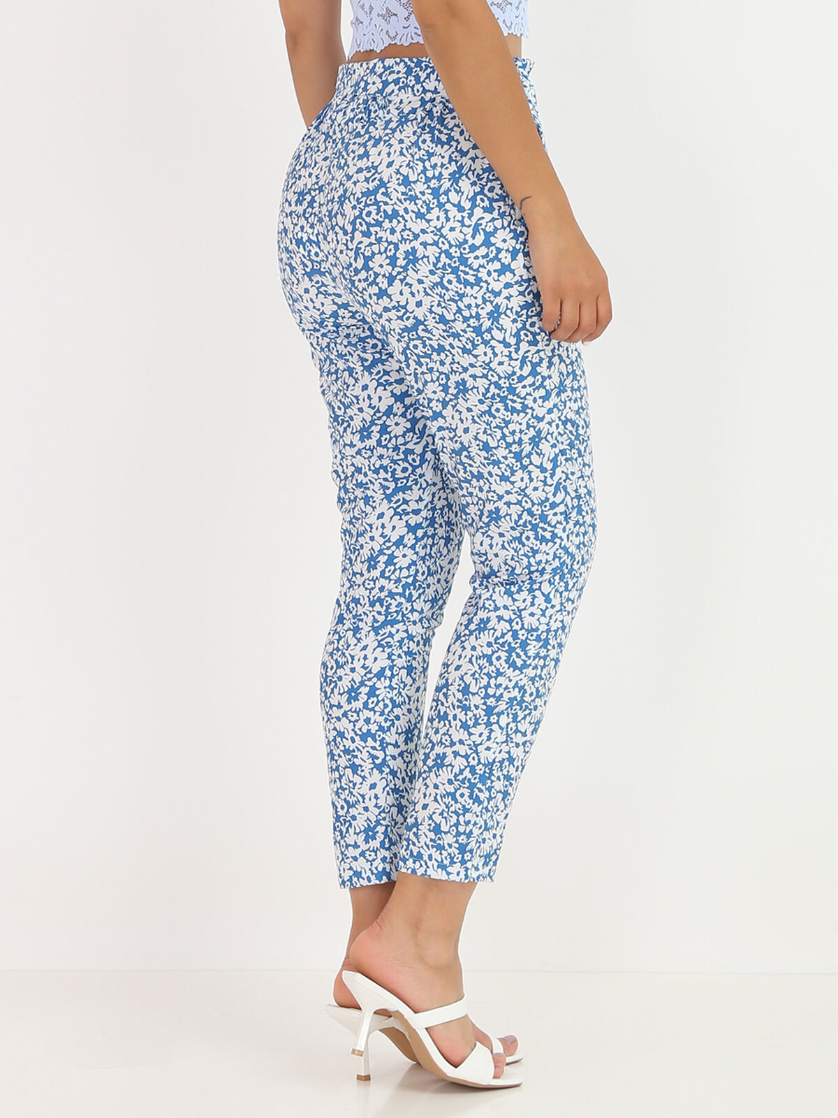 Pantalon fluide à imprimé fleurs- Bleu