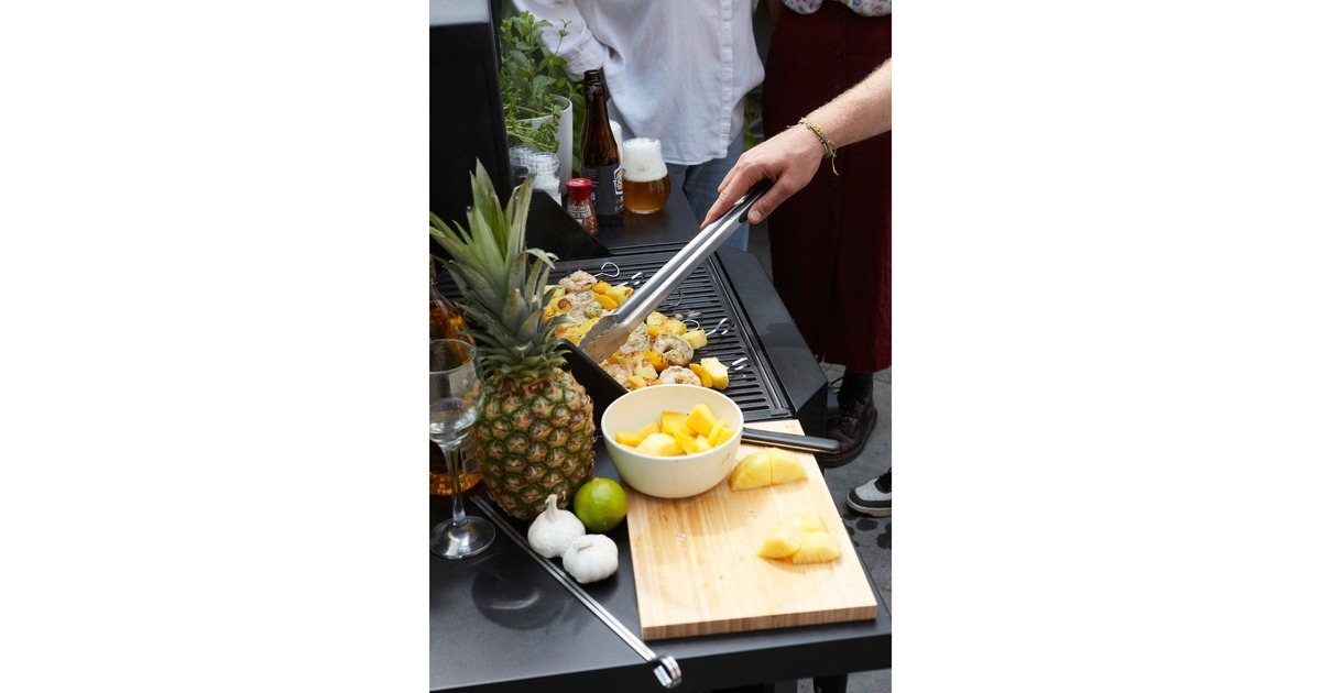 BarbecookE-Luca elektrische barbecue met inklapbare zijtafels  (Zwart)