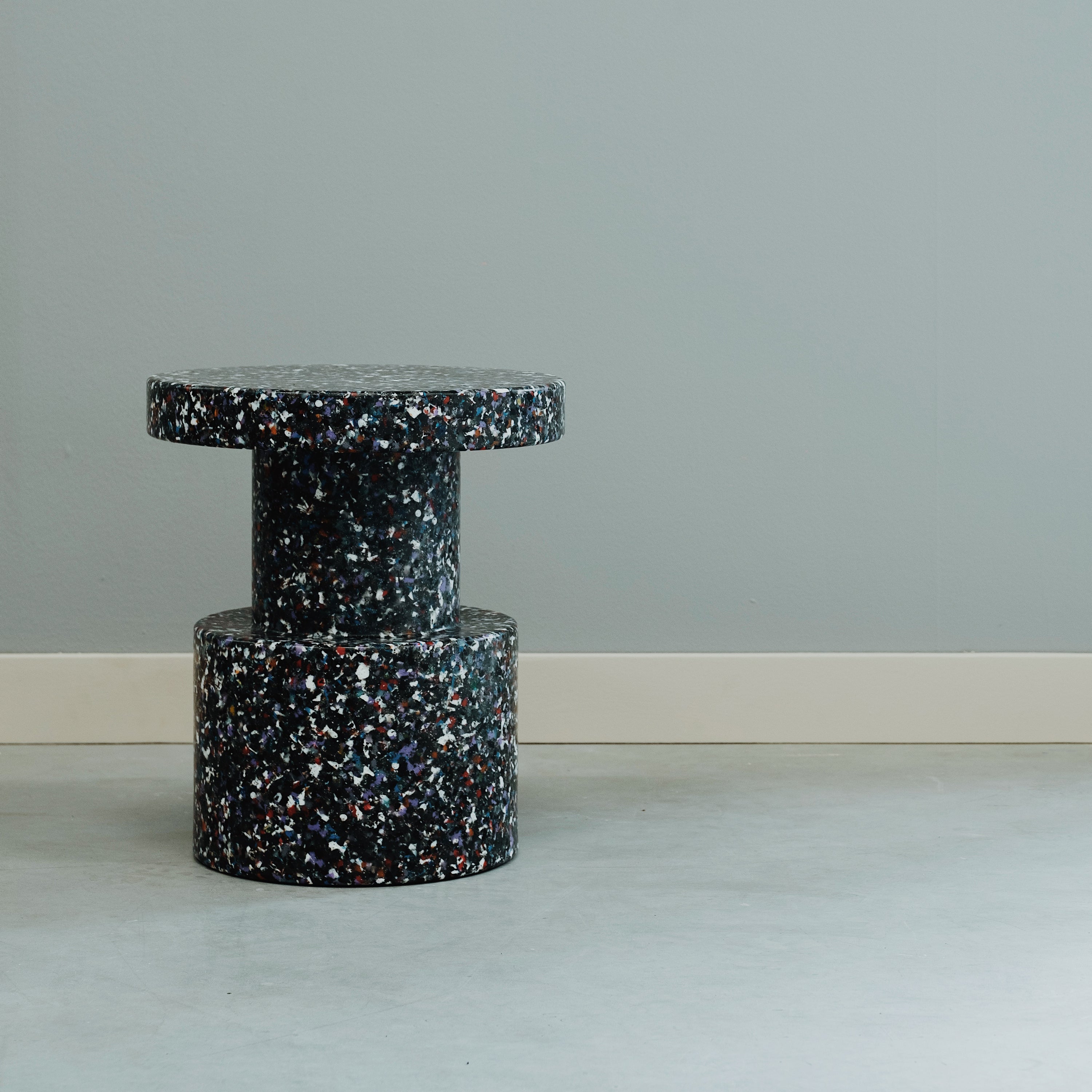 Normann Copenhagen Bit Stool - Zwart Multi