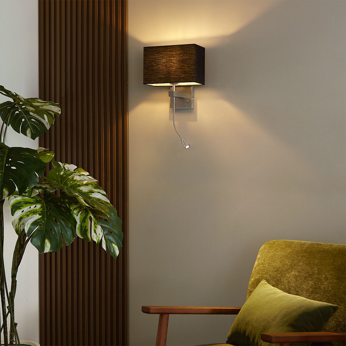 Moderne wandlamp gunmetal met zwarte kap en leesarm incl. LED - Bergamo