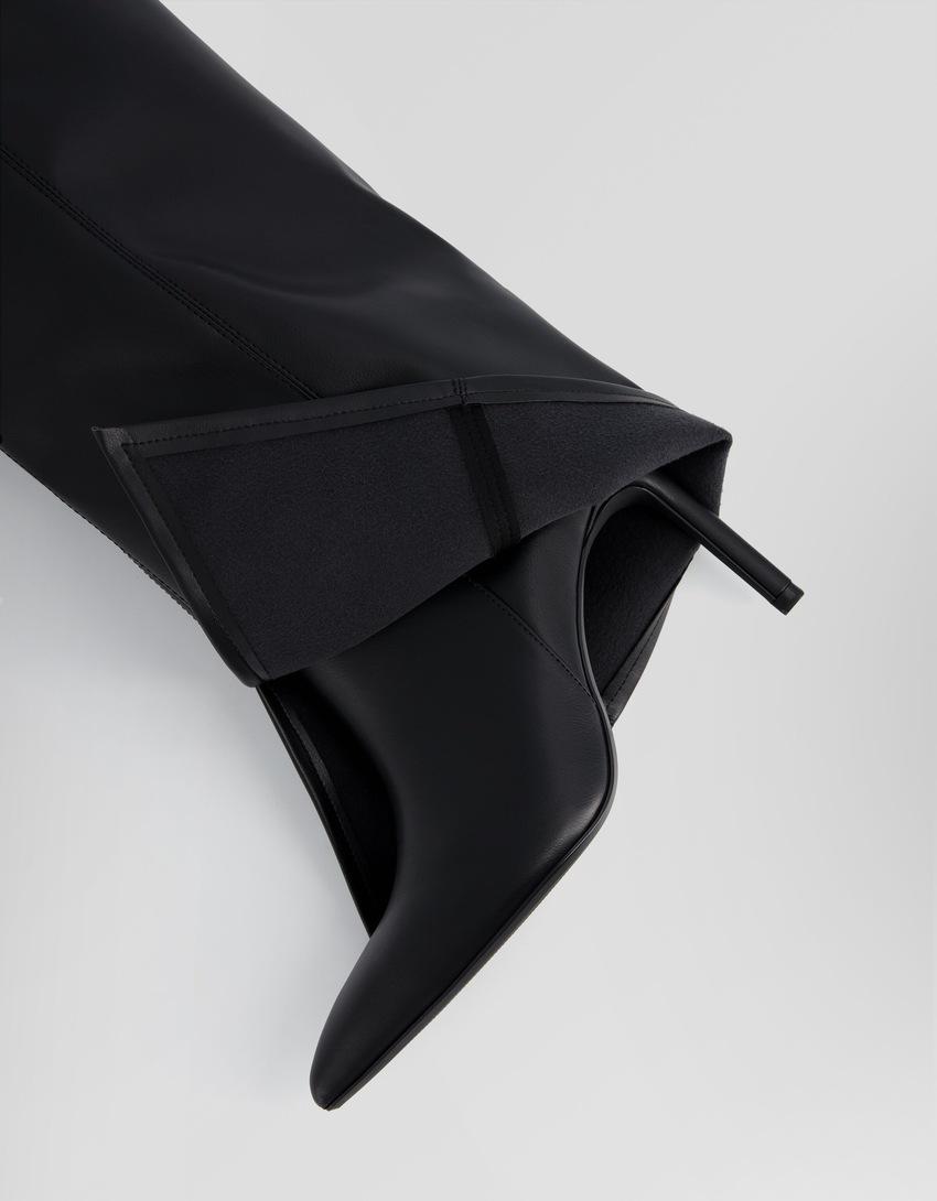 Botas de salto alto dobráveis