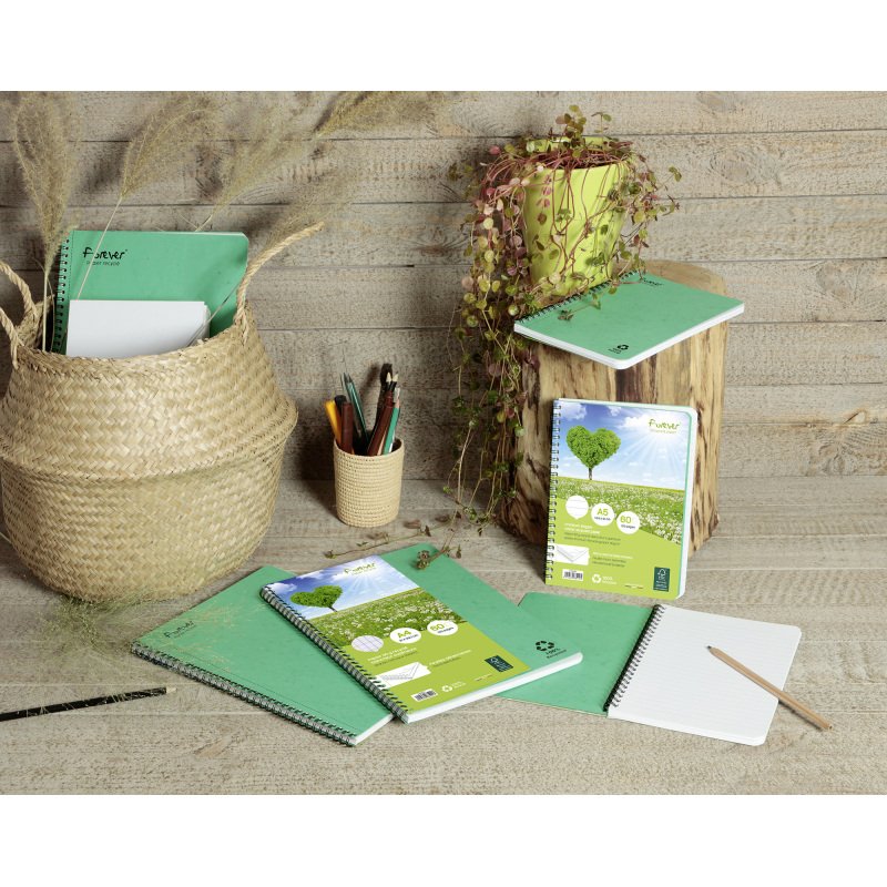 Cahier recyclé Forever Premium A4 - grands carreaux - 120 pages
