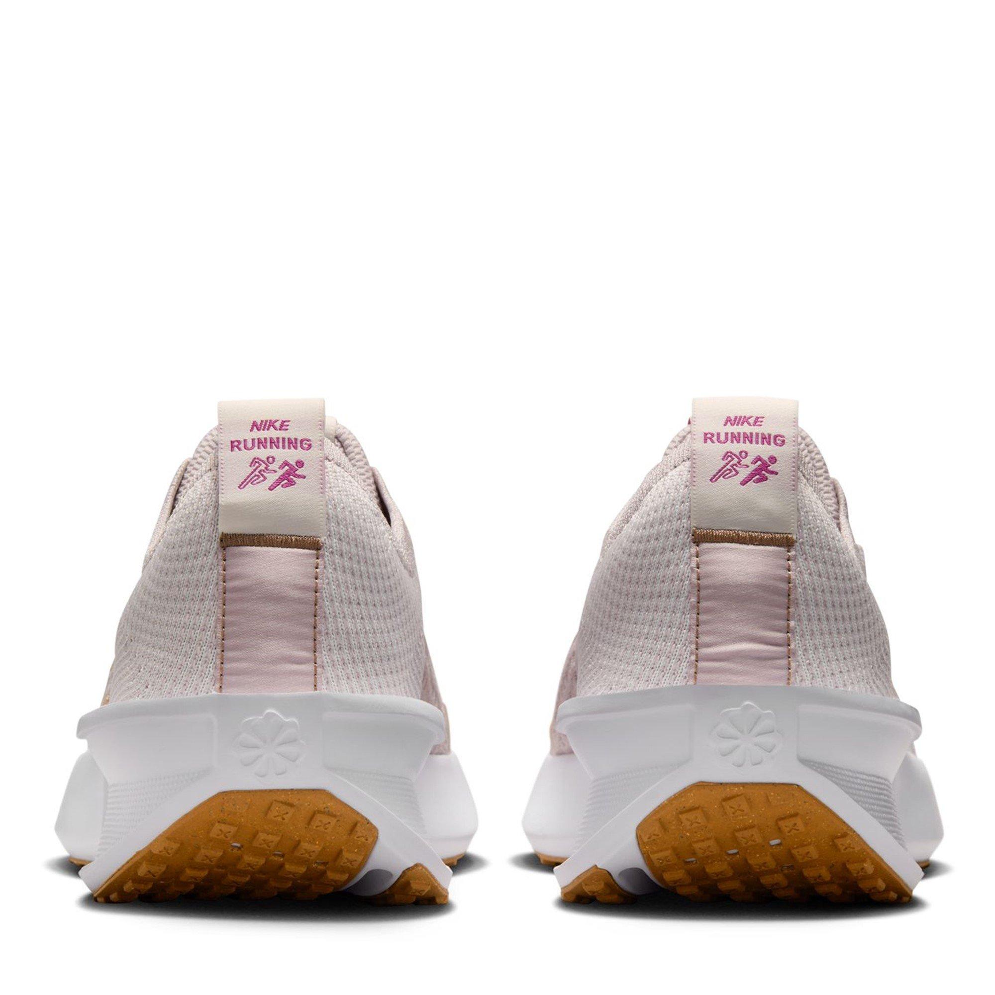 Nike Interact Run Womens Running Shoes