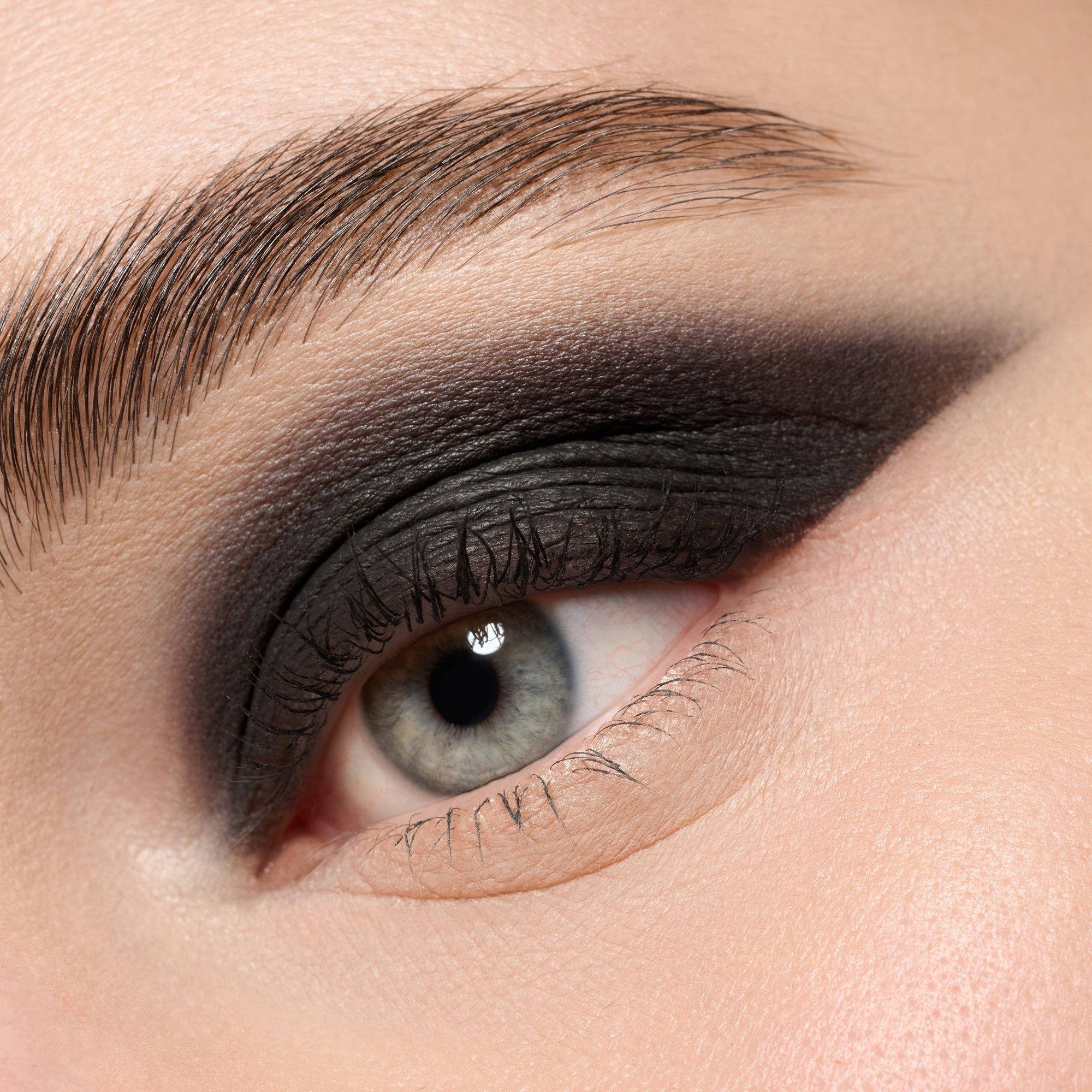 mono eyeshadow matte
