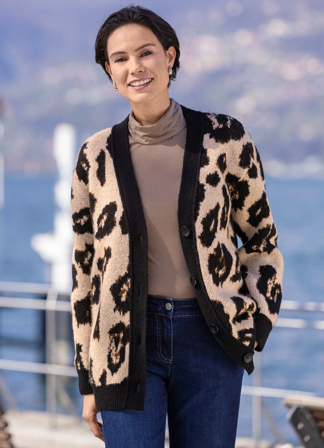 Strickjacke mit flauschigem Griff