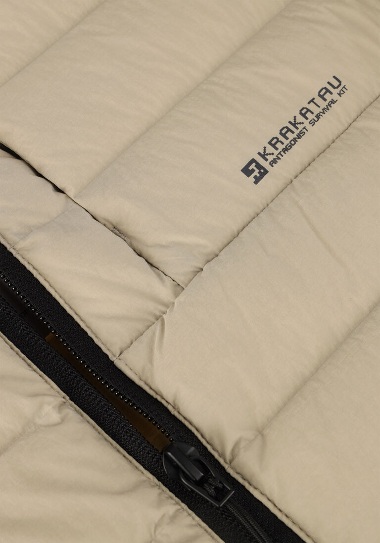 beige krakatau jack qm507