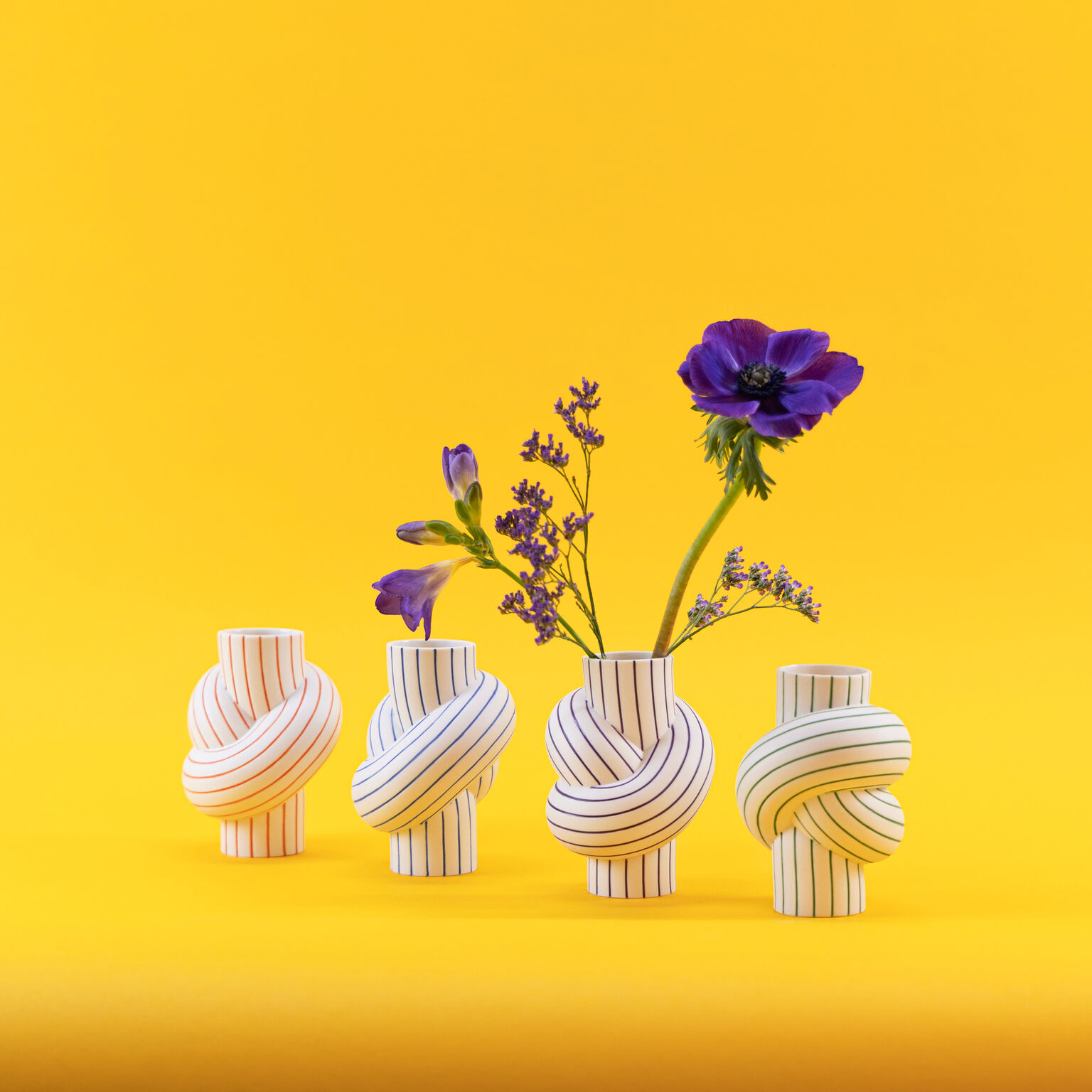 Node Stripes Apple Vase 12 cm