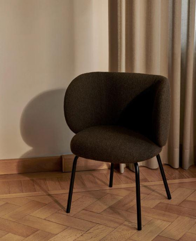 Ferm Living Rico eetkamerstoel met cashmere onderstel bouclé off-white