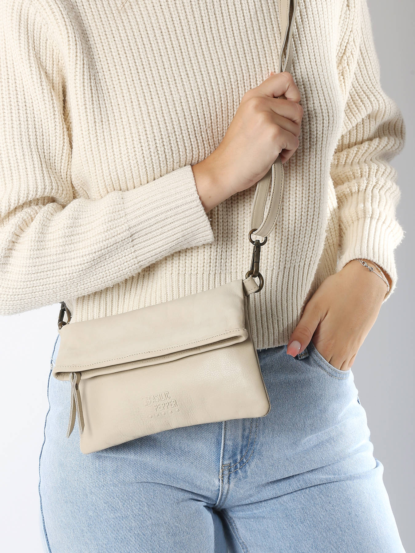 Sac bandoulire Cow cuir BASILIC PEPPER
