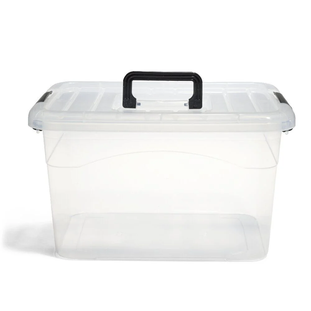 Box de 18 accessoires de ménage 38x28,5x14,4cm