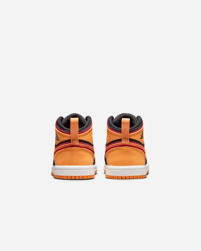 Chaussures Nike Air Jordan 1 Low SE Noir & Orange pour enfant