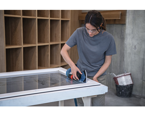 Bosch Professional GSS 12V-13 accu-excenterschuurmachine inclusief L-BOXX, stofzak, 3 schuurplateaus, 3 schuurbladen en perforator