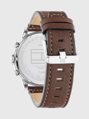 Relógio de pulso com pulseira de couro marrom
