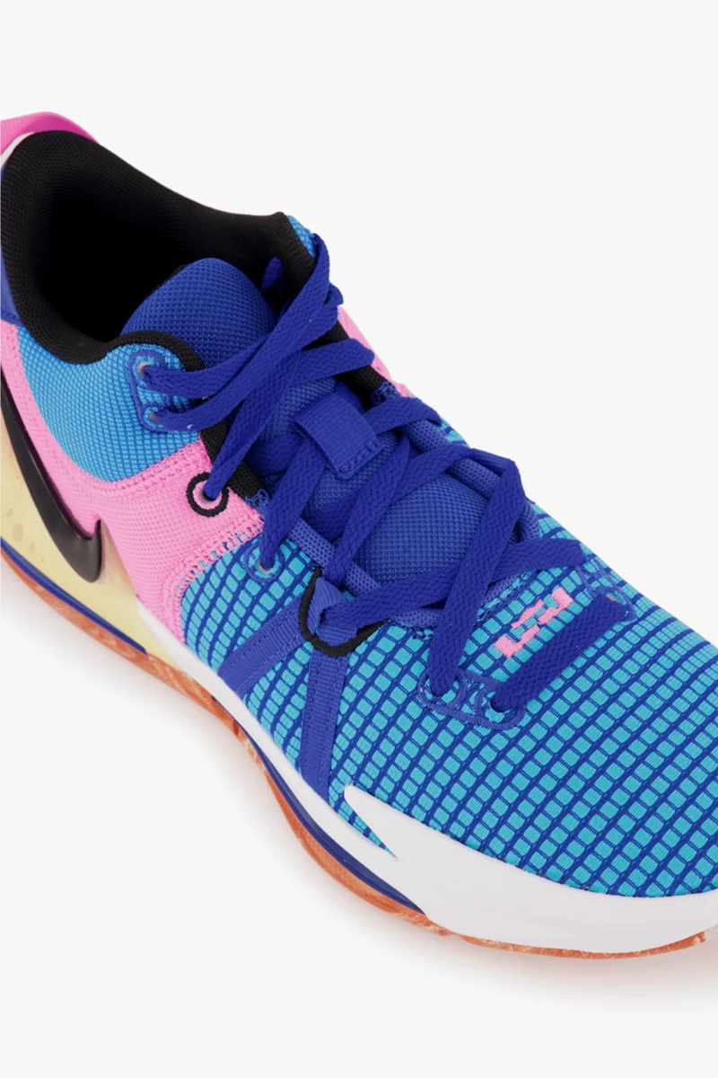 Nike LeBron Witness 7 Herren Basketballschuh
