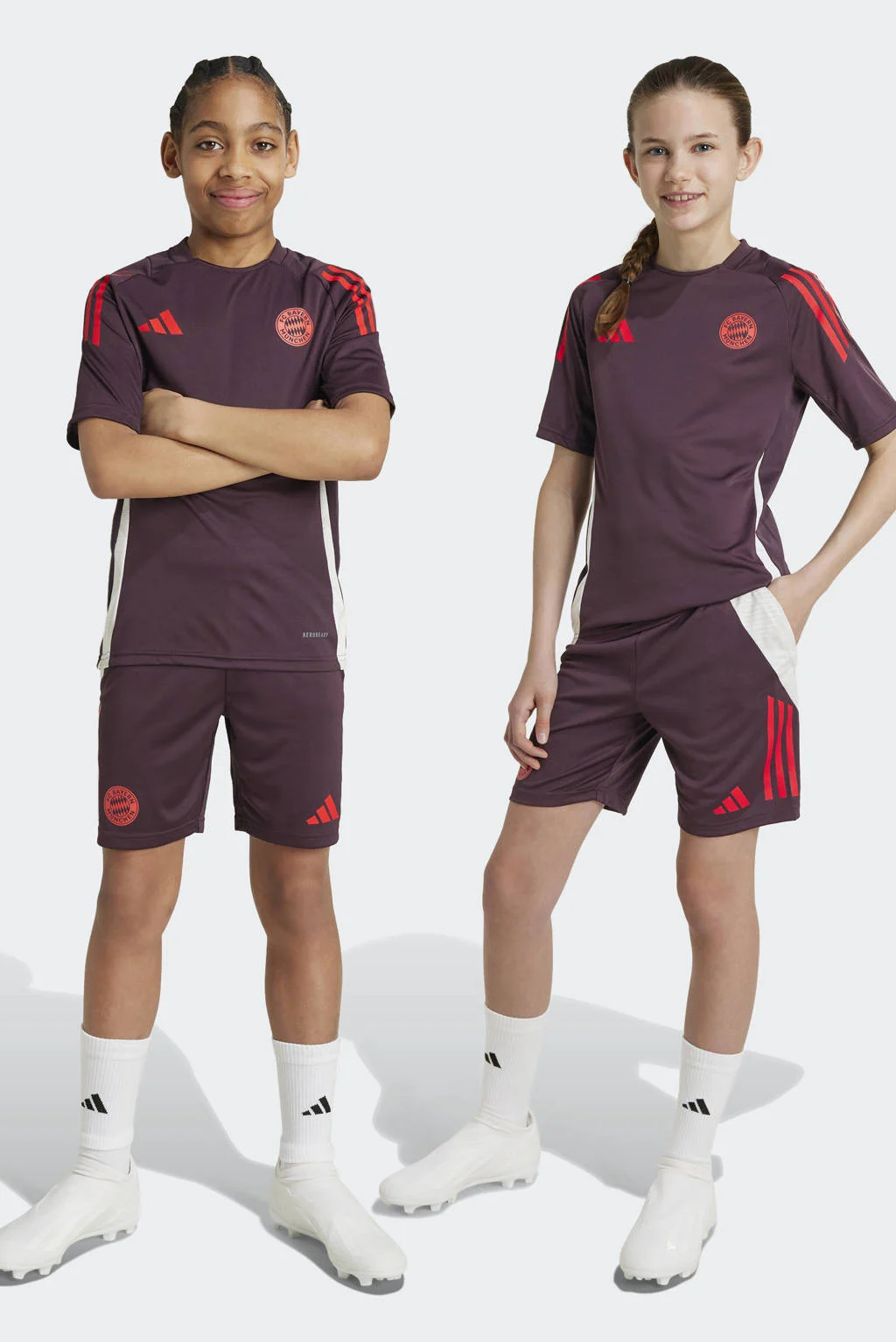 adidas Junior FC Bayern München voetbalshort training donkerpaars/rood/wit