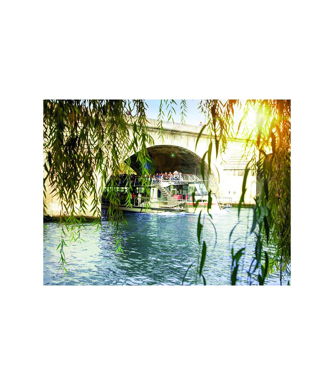 Croisière sur la Seine avec 2 jours d'accès au bus Hop On, Hop Off - SMARTBOX - Coffret Cadeau Sport & Aventure