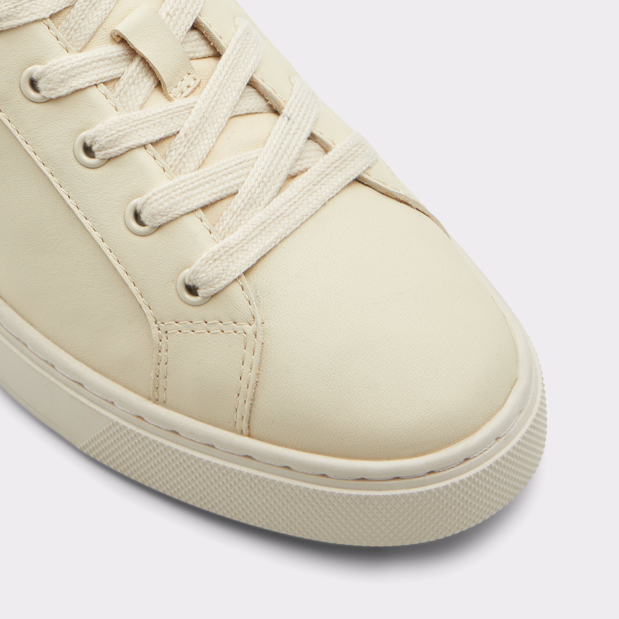 Woolly White Leather Nubuck Women Low top sneakers