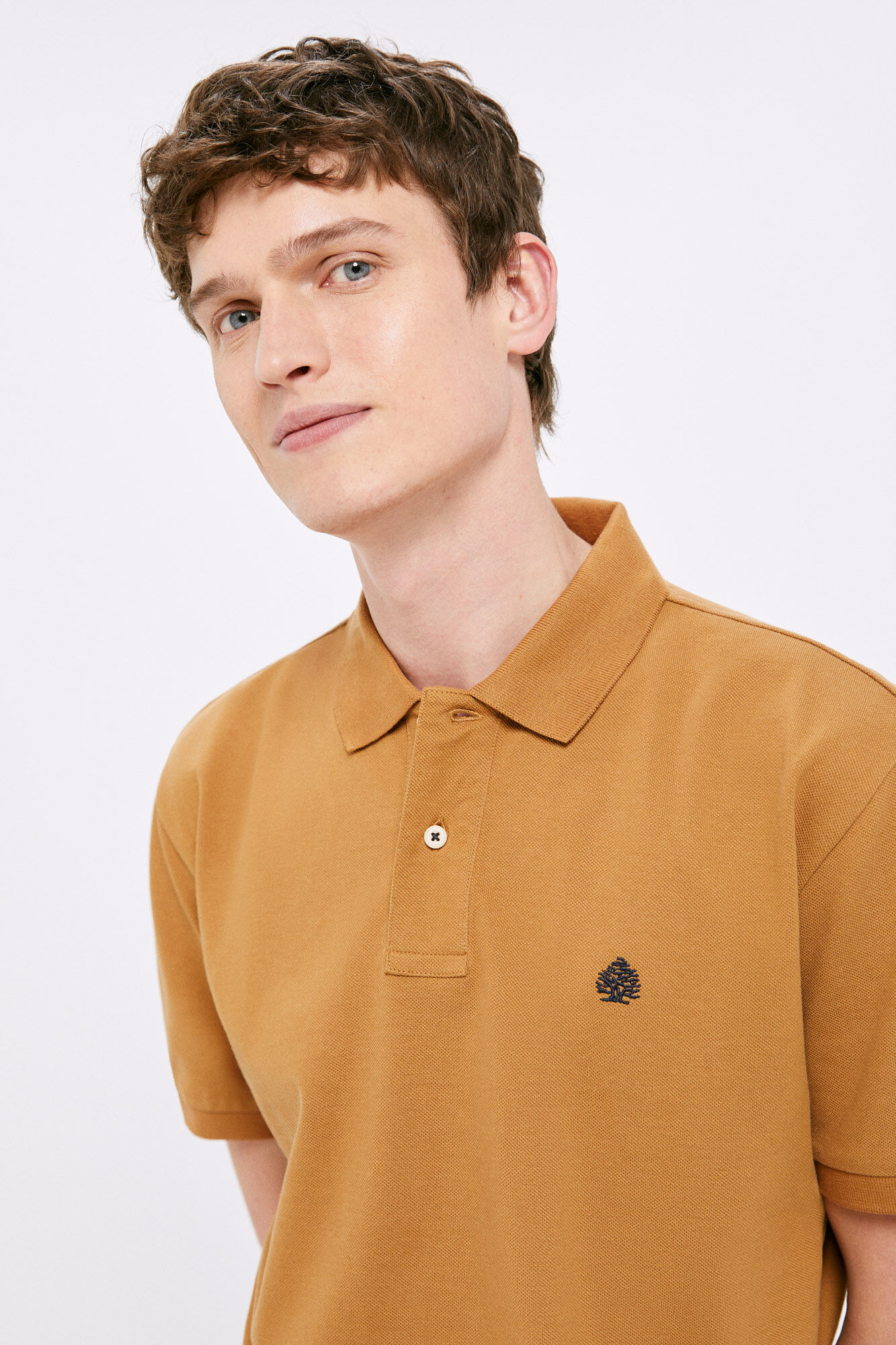 Camisa polo básica em piqué - bege