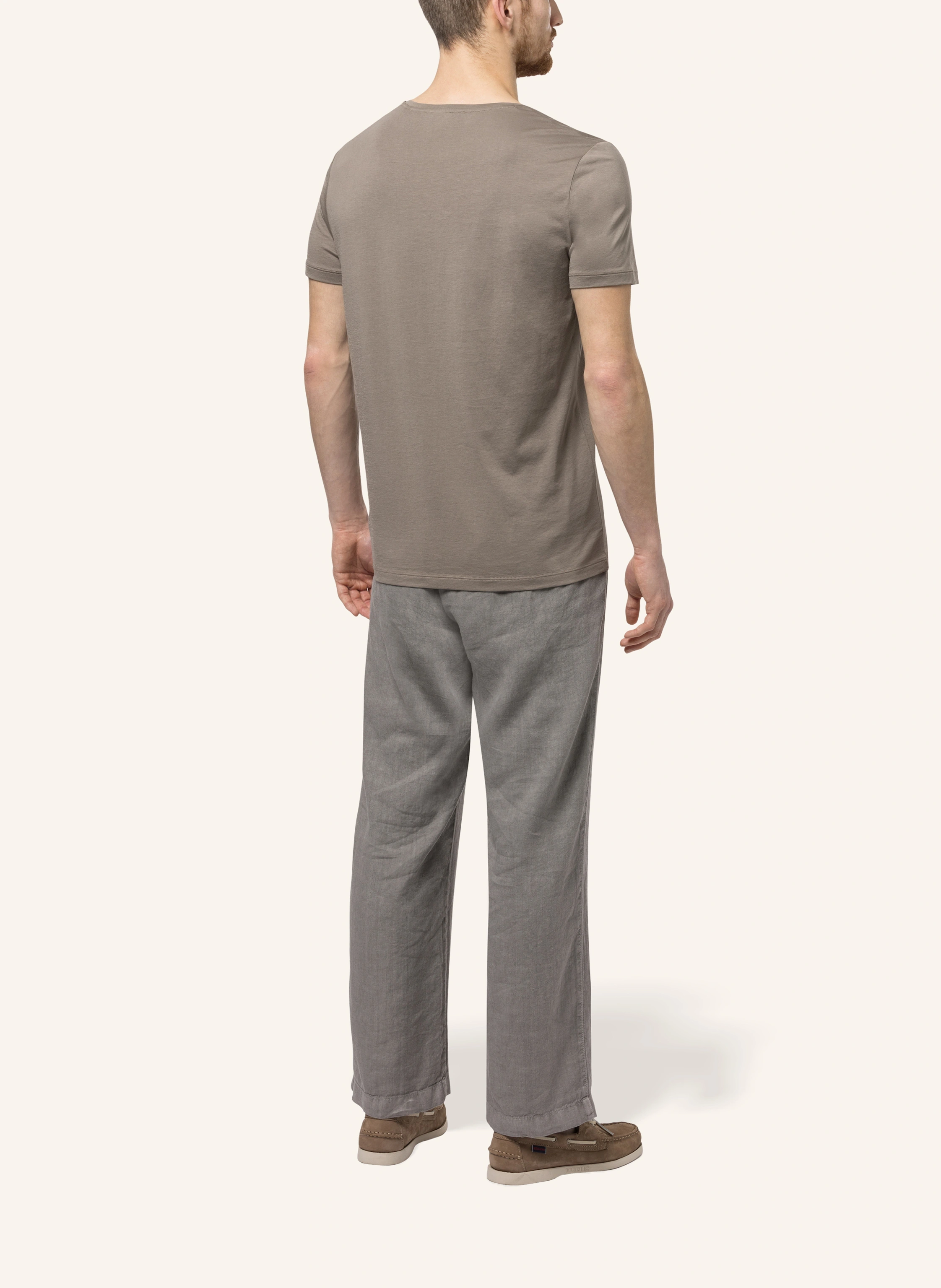 TRUSTED HANDWORK Round Neck 1/2-Sleeve T-Shirt
