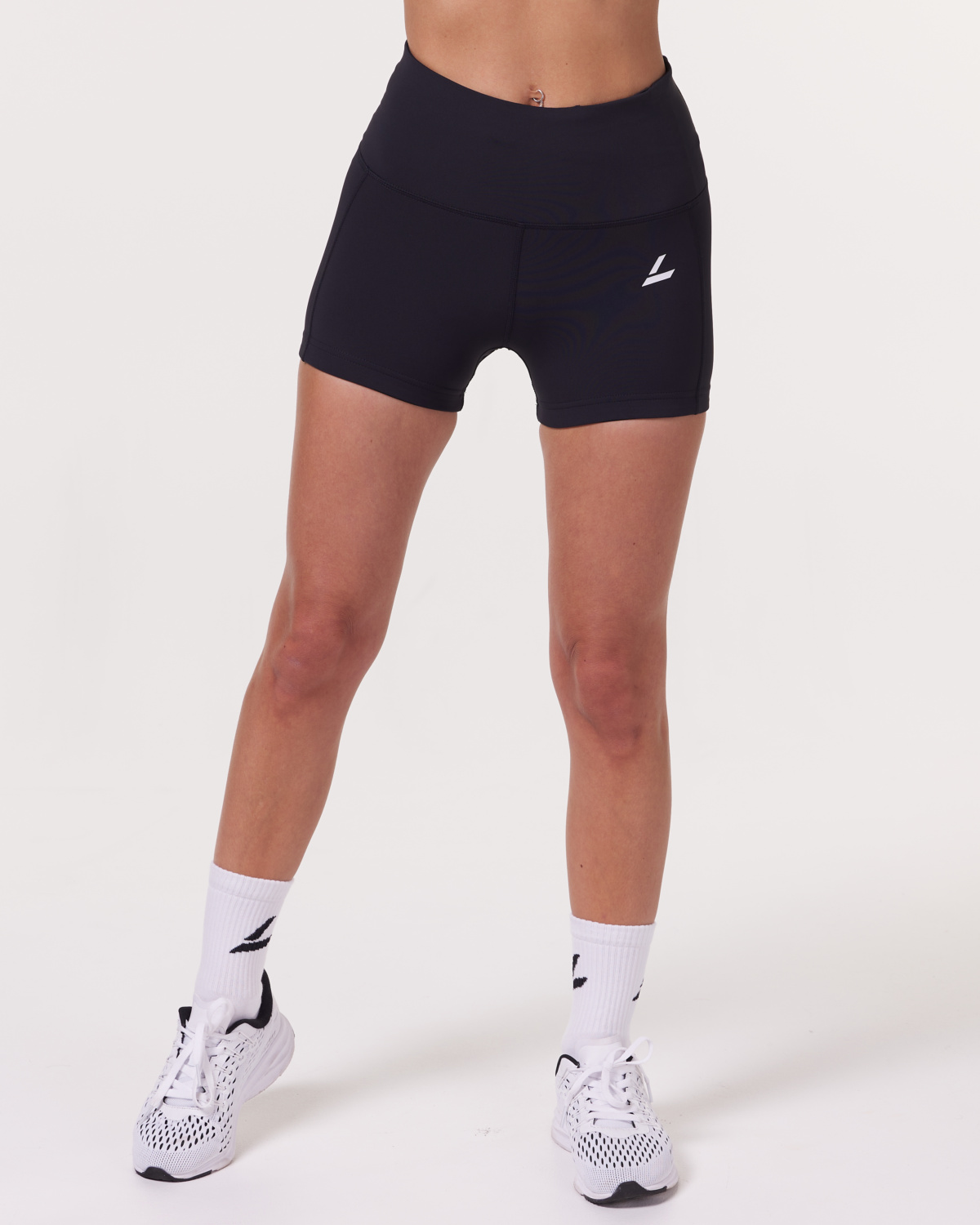 LEVITY Magnify Scrunch Shorts 2.0 Black