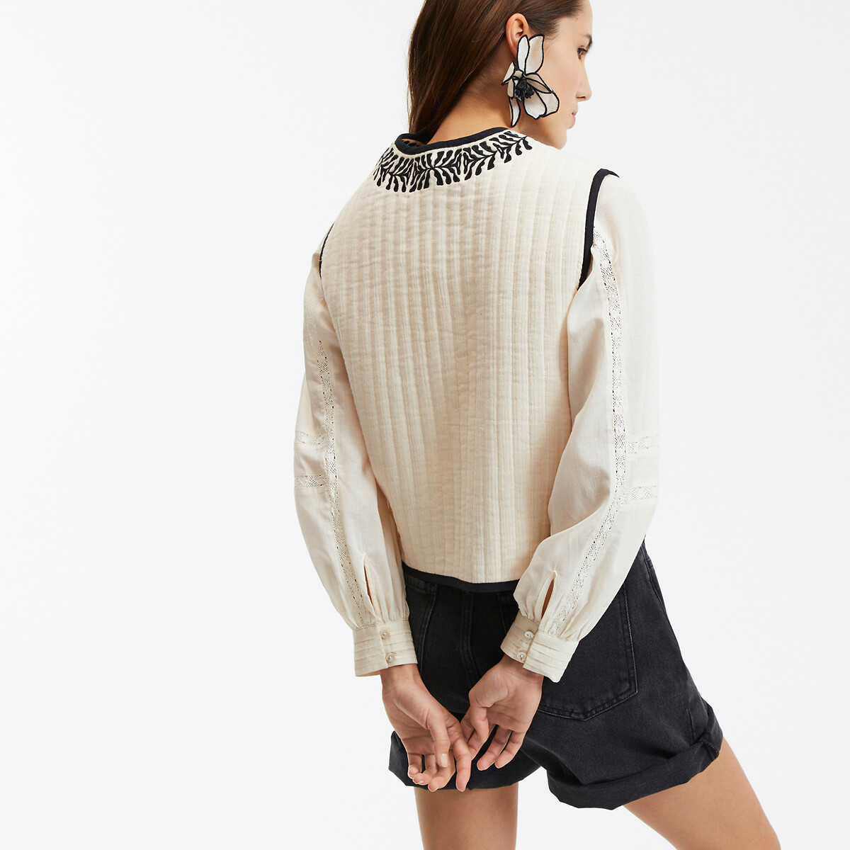 COLEÇÕES LA REDOUTE<br>Colete sem mangas, bordado