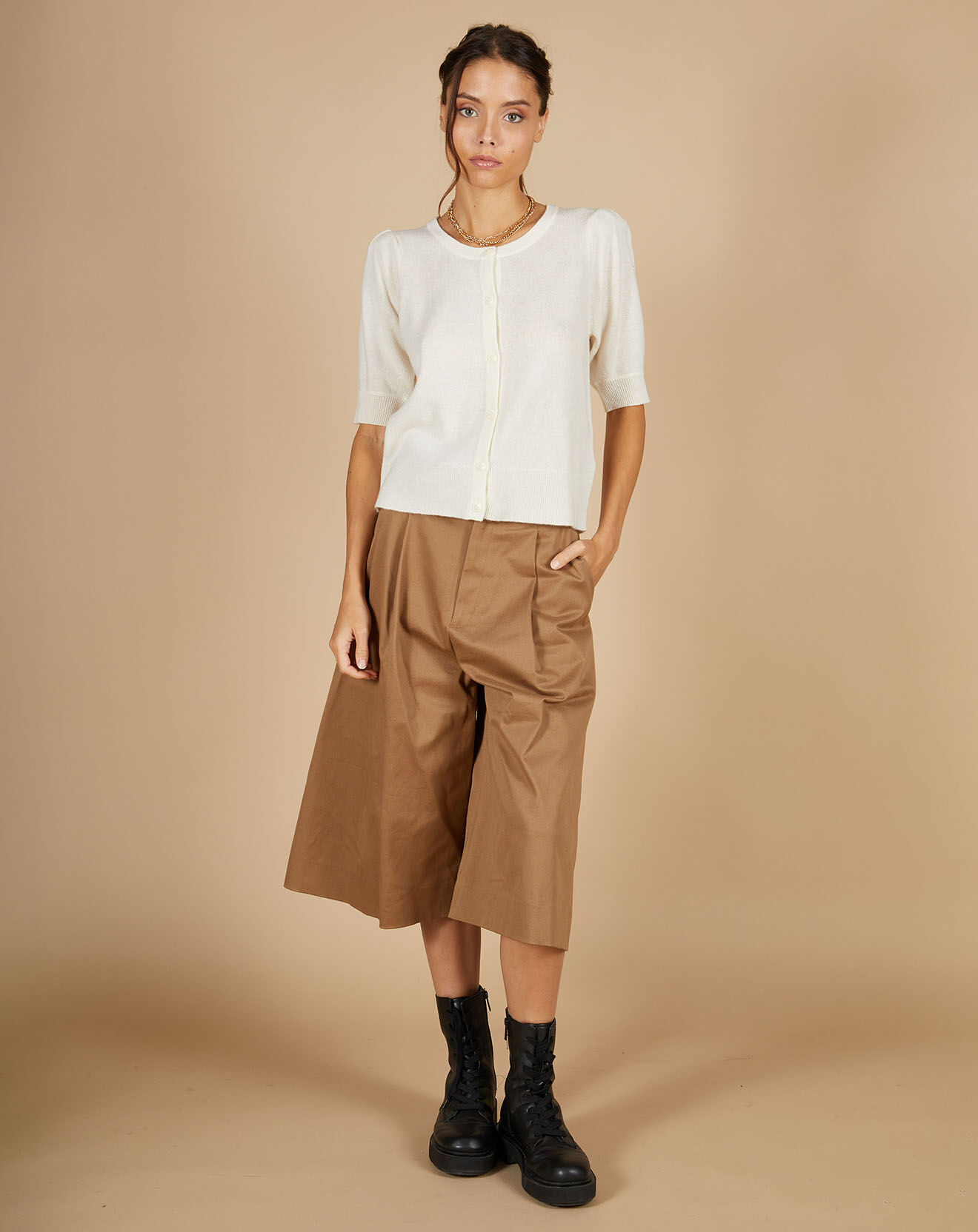 Cashmere Tribu Cardigan 100% Cachemire Claire manches ballon écru