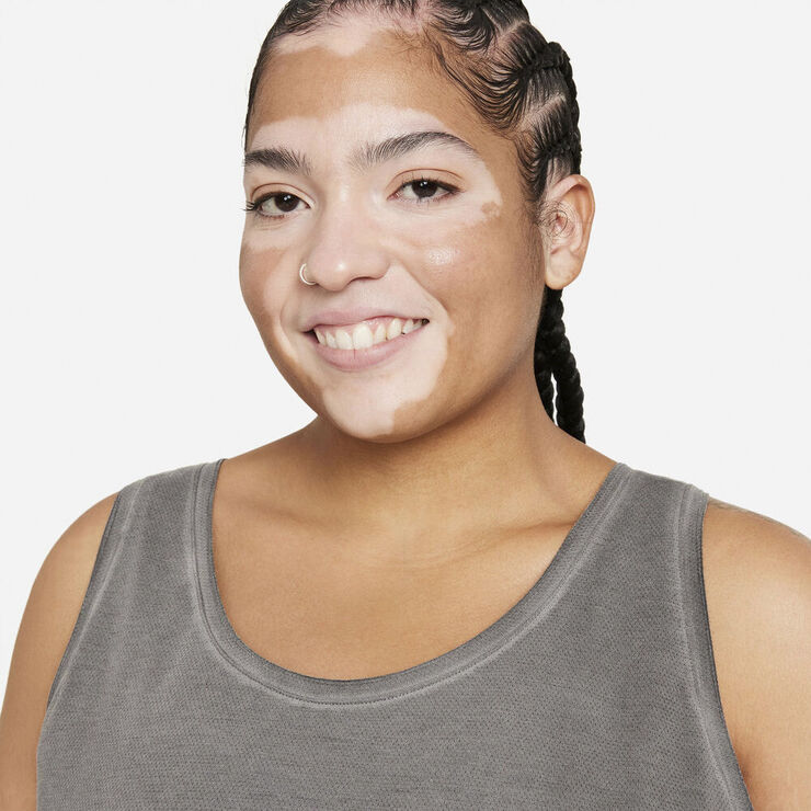 Nike Yoga Dri Fit Top Grå