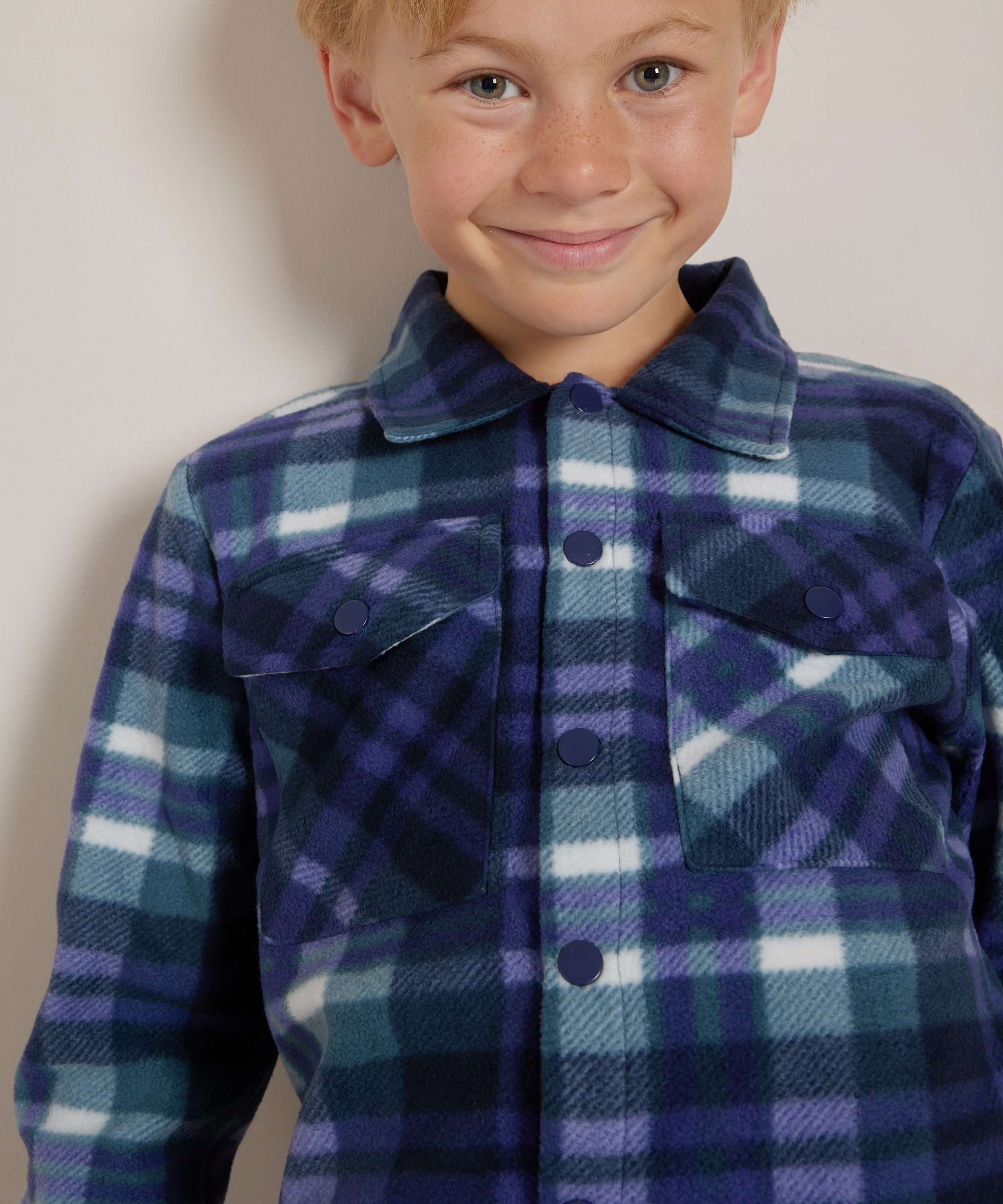 fleece overshirt met knopen