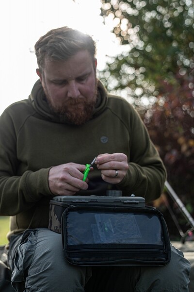 Trousse de Pêche Korda Compac Tackle Pouch Dark Kamo