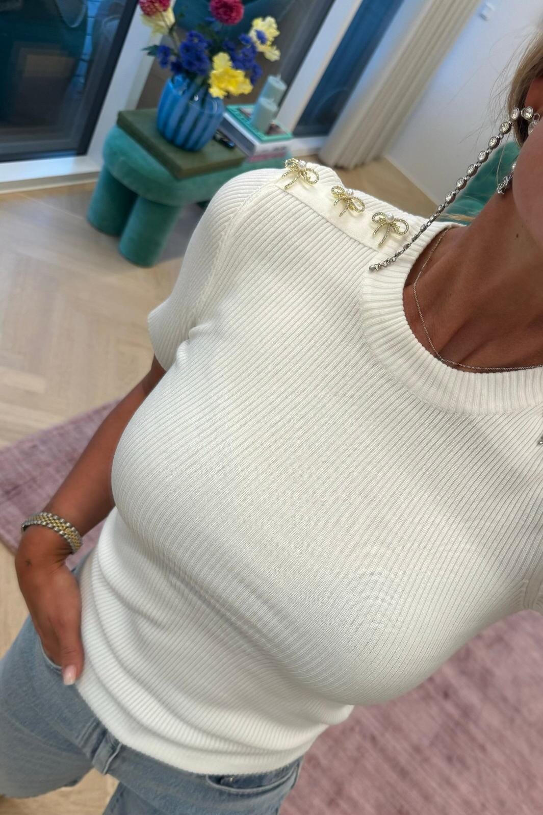 Valentin Studio Bow Button Knit T-shirt