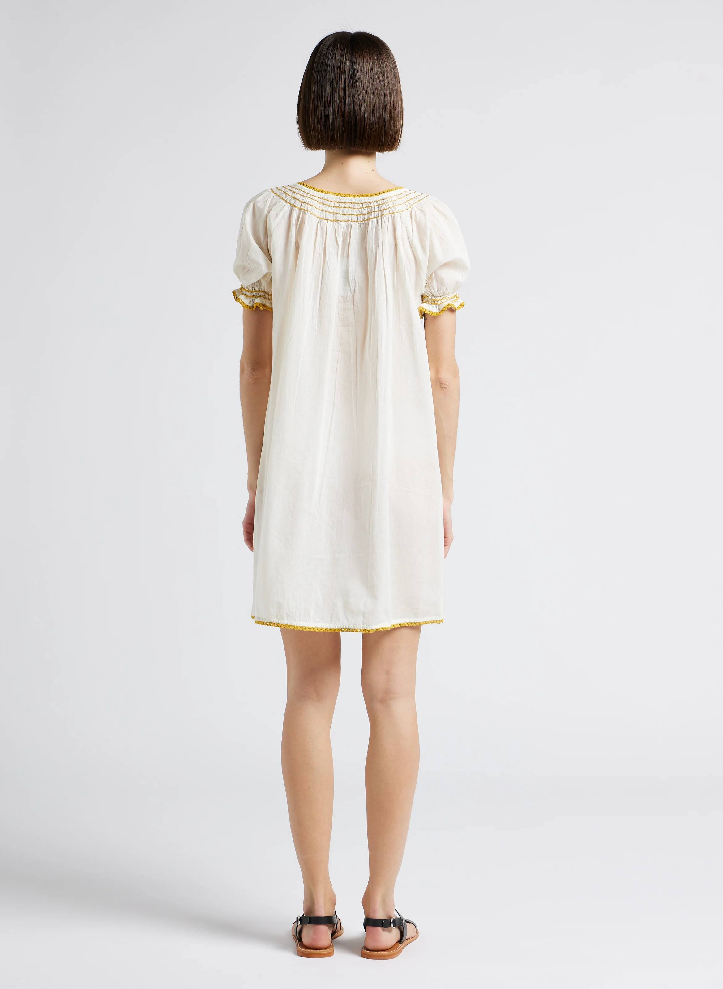 ZOE - Robe courte brodée col tunisien en coton | Blanc