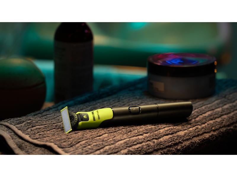 Philips Multirasierer Face   Body QP4631/65 OneBlade 360 Trimmer, Rasierer und Styler in einem Gerät